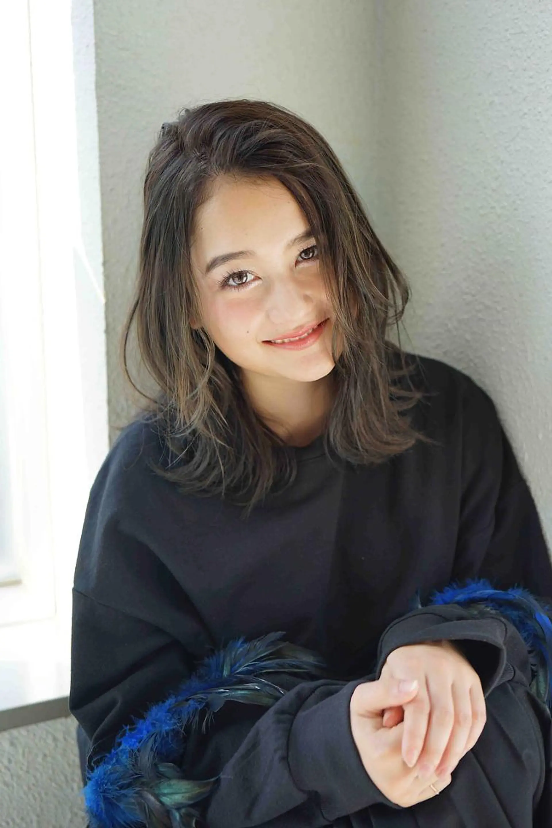 ミディアム カラー EMANONシェアサロン心斎橋店所属・韓国メンズヘア　ミル クティボブ　足立佳代のヘアスタイル