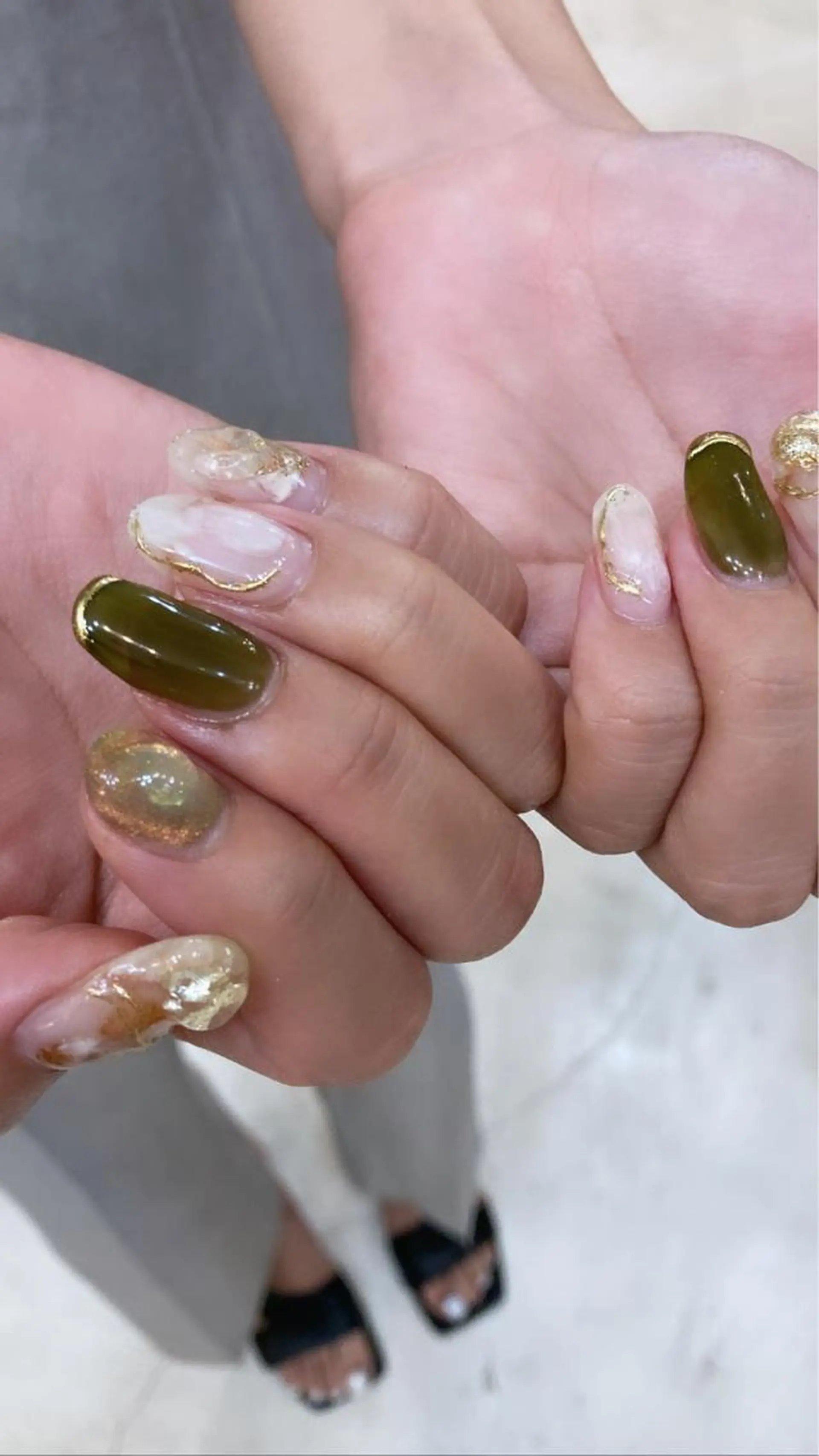ネイル nailsalon hue所属・小山 羽奈のネイルデザイン