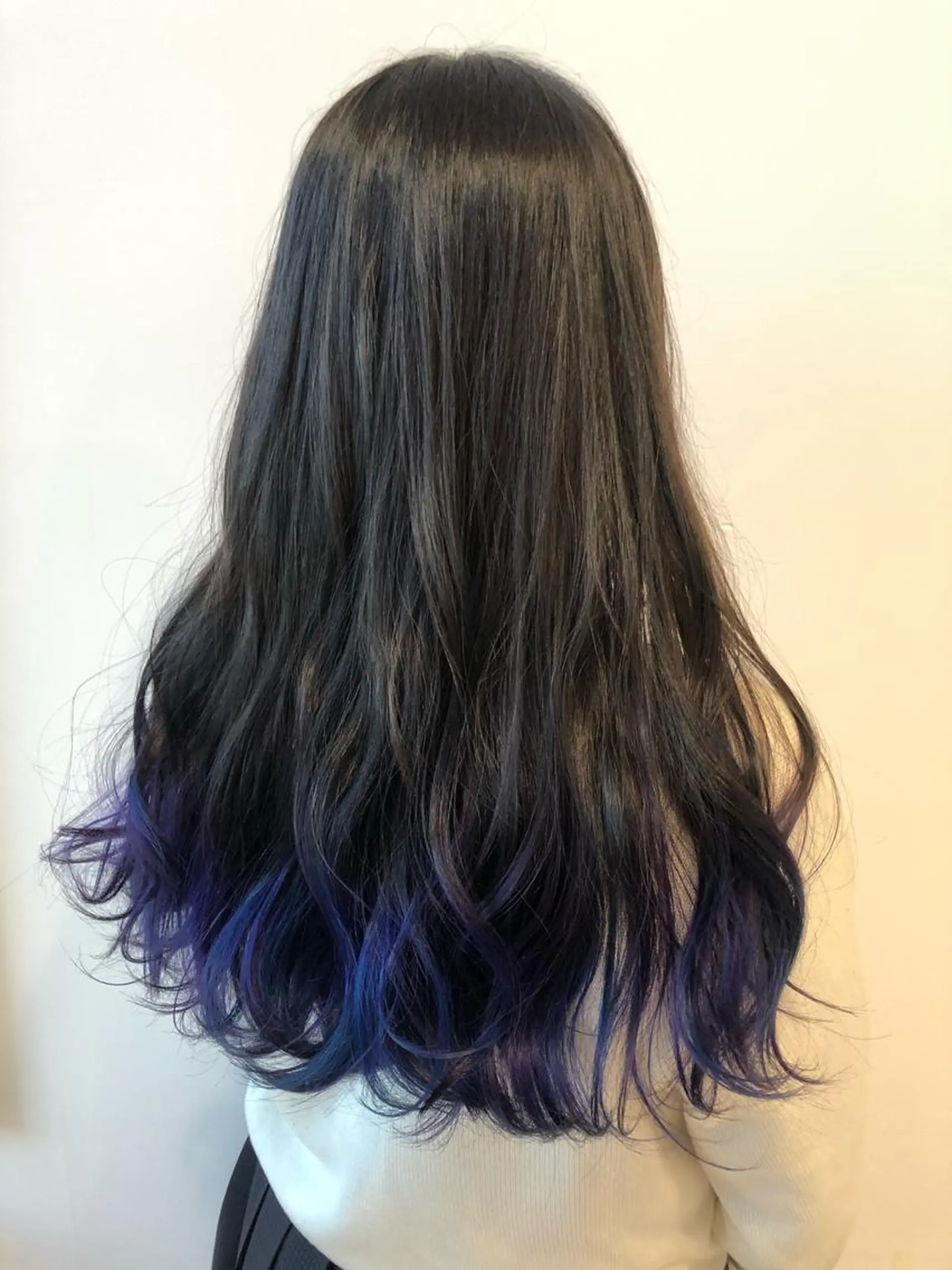 ロング カラー ブルーカラー グラデーションカラー パープルカラー ヤマモト マイのヘアスタイル
