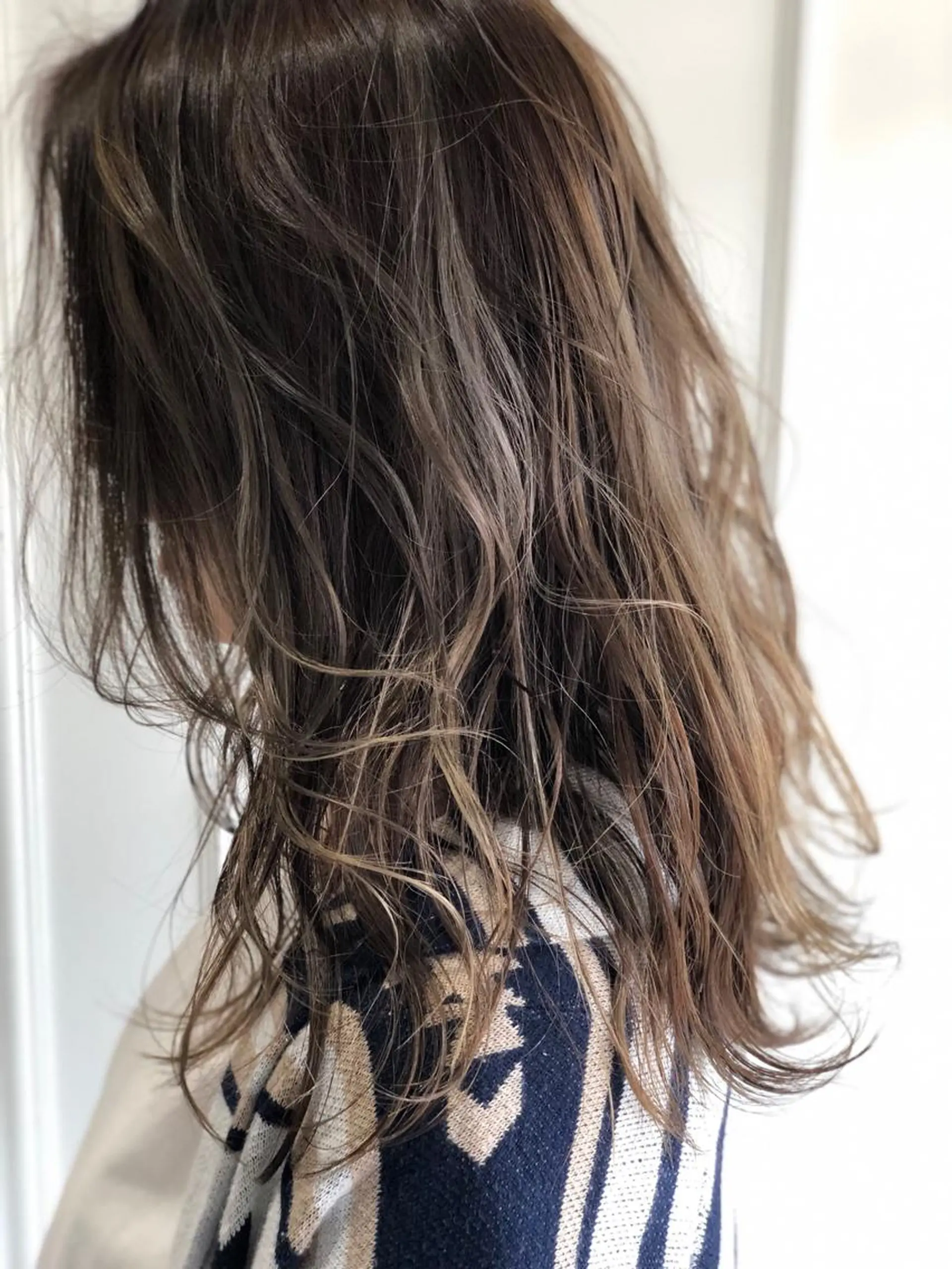 セミロング カラー ハイライトカラー ハイライト 【ショート特化】 森本　祐太のヘアスタイル