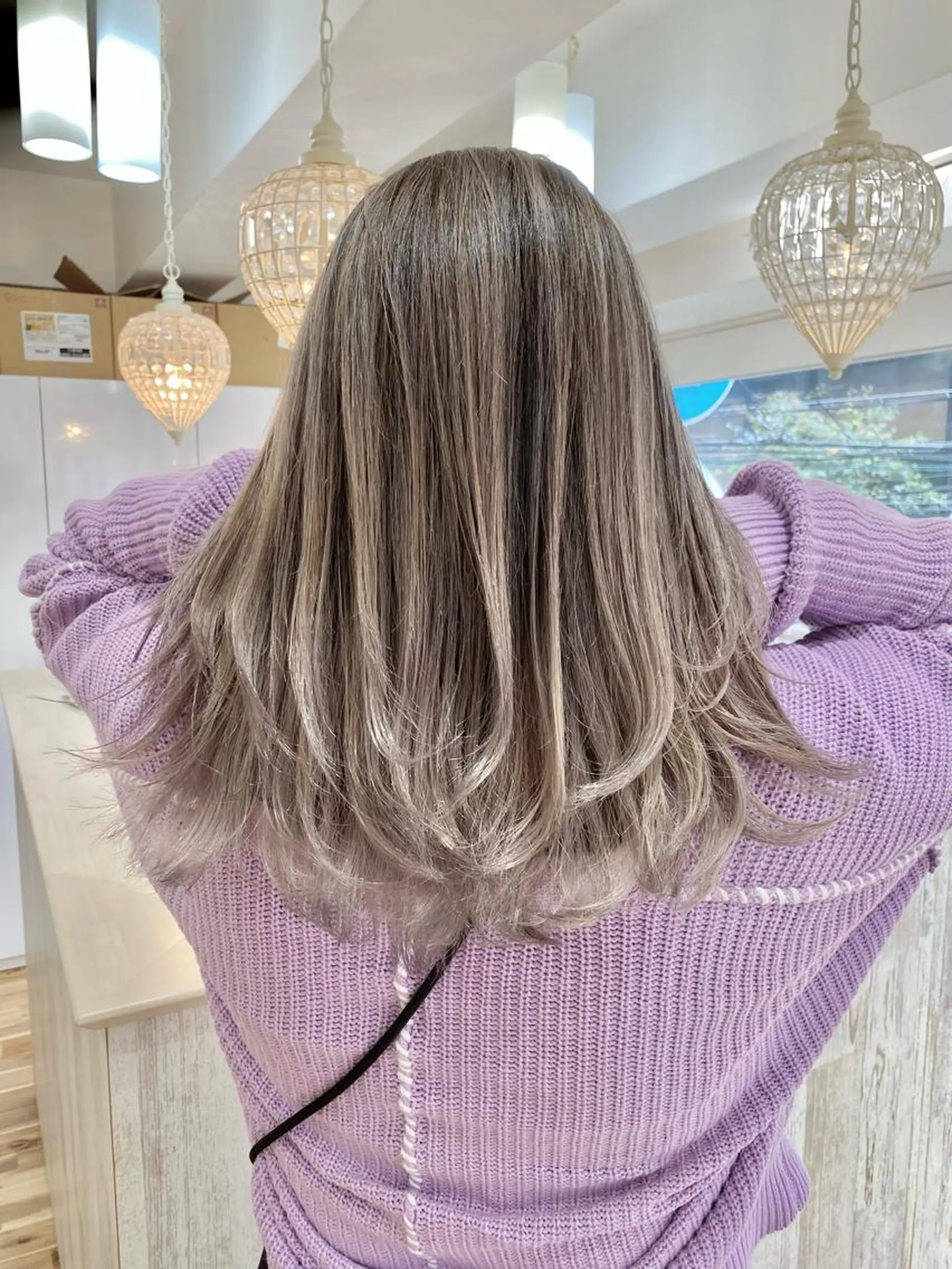 セミロング カラー ヘアアレンジ カット ヘアカラー トリートメント 久米 治仁のヘアスタイル