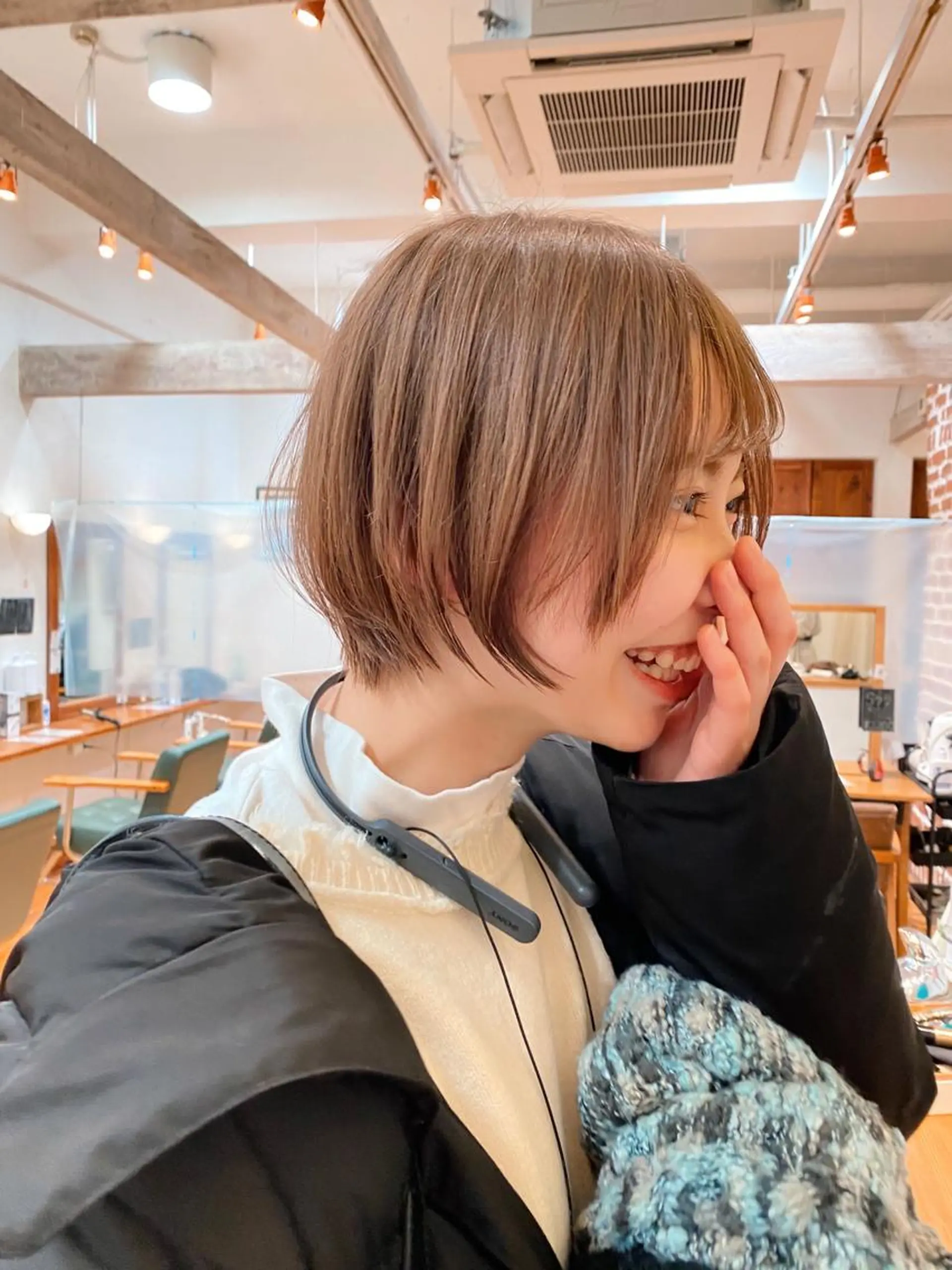 ショート カラー カット特化柏駅 徒歩3分LOUのヘアスタイル