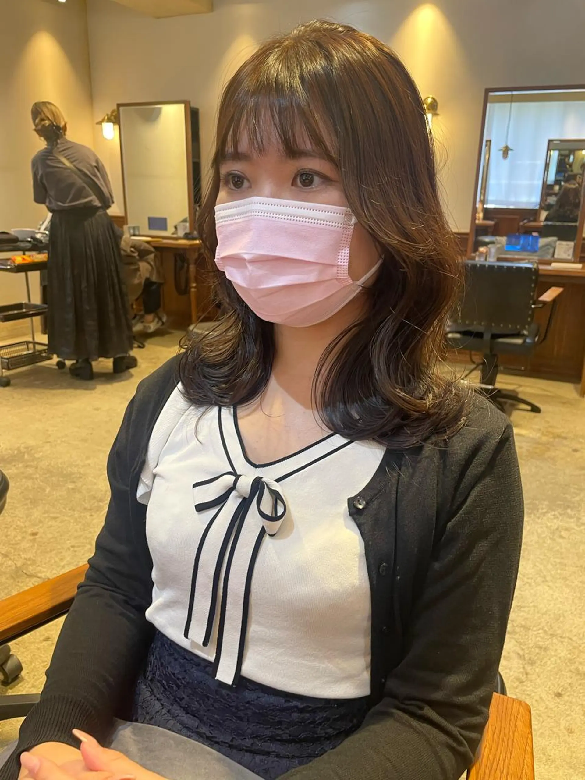 セミロング 髪質改善カラー 🫧川井麻由のヘアスタイル