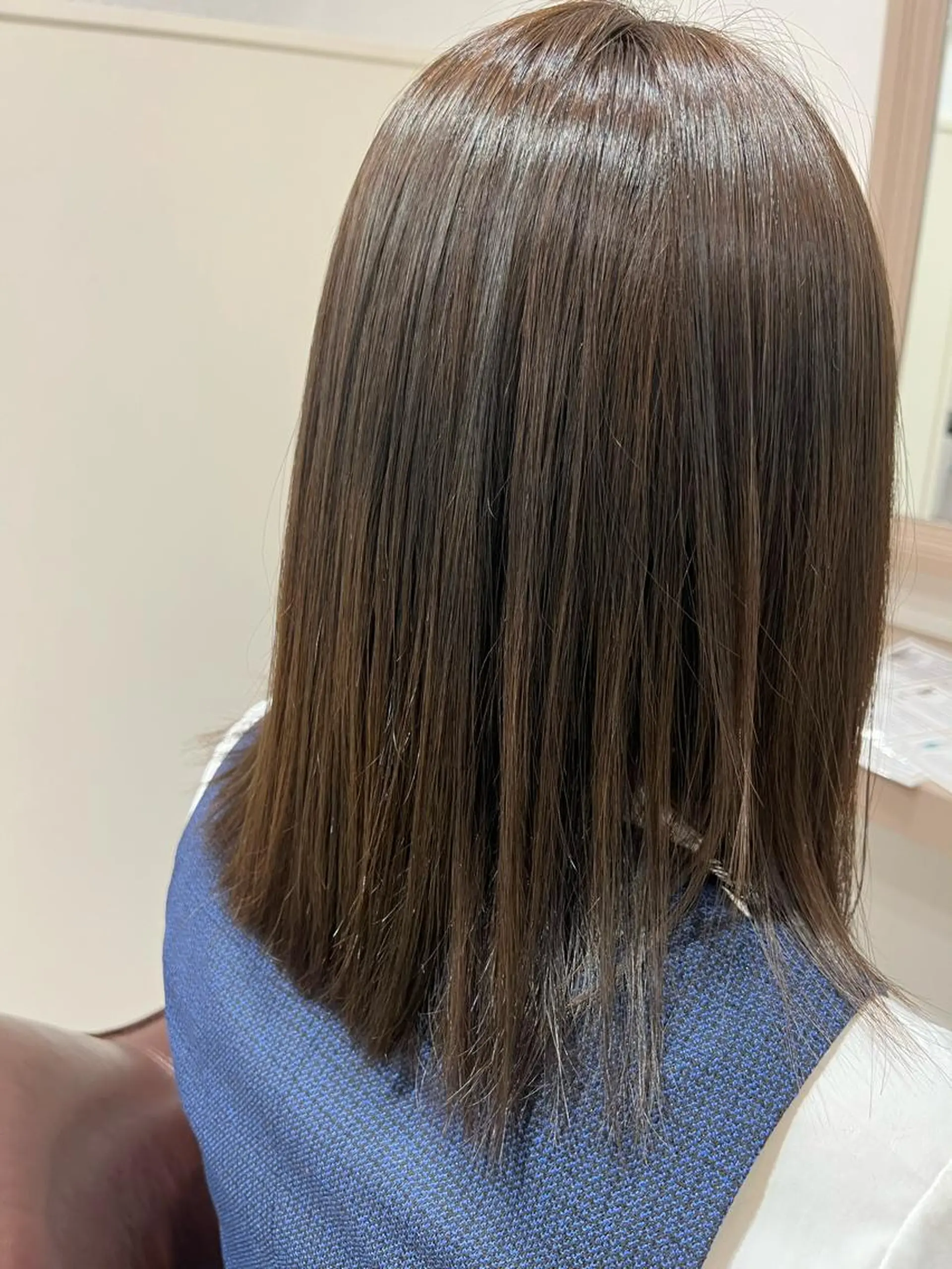 ミディアム カット 縮毛矯正 井上 美春のヘアスタイル