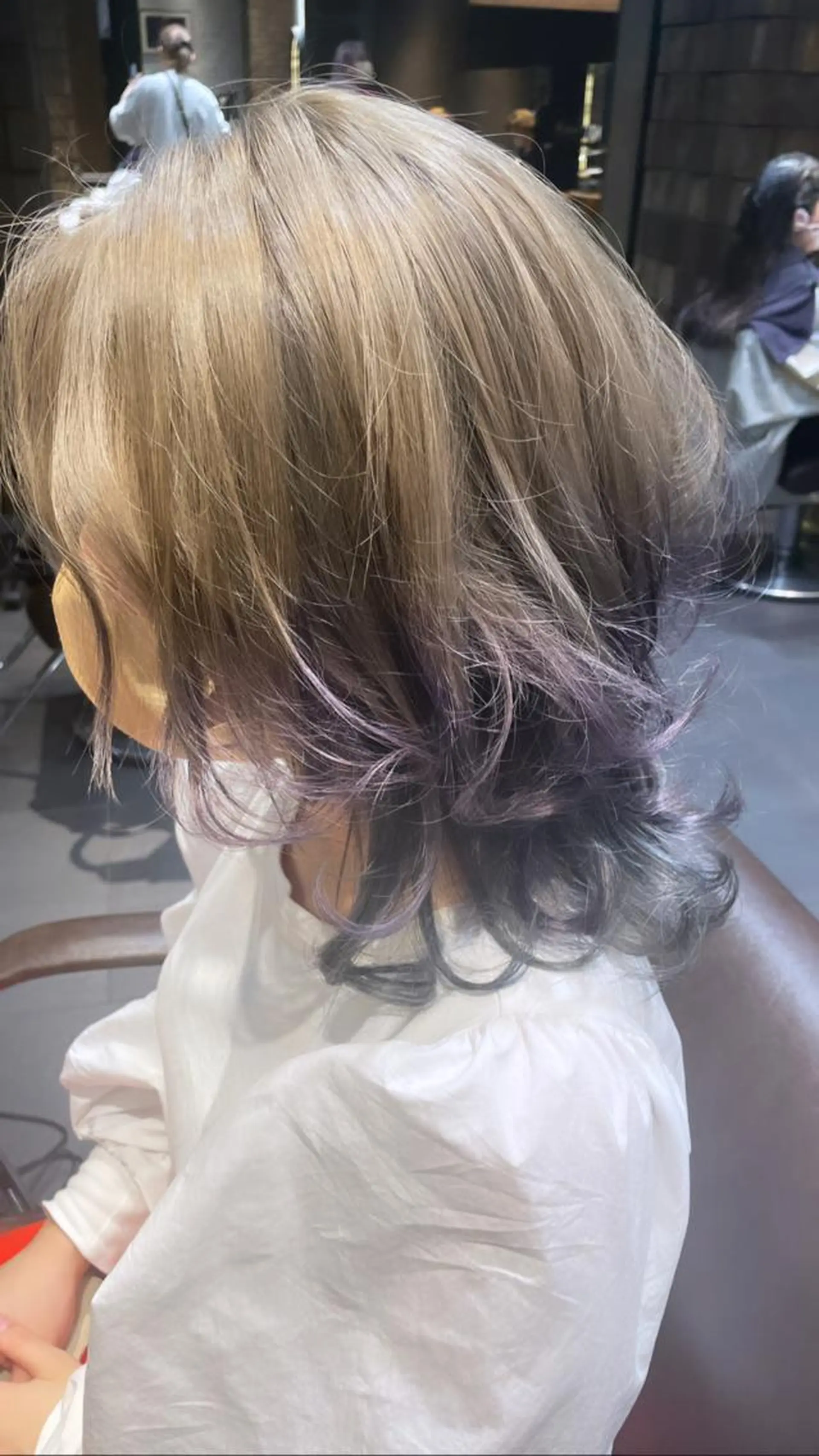 ミディアム ブリーチ&縮毛矯正 🧸tomoki🧸のヘアスタイル