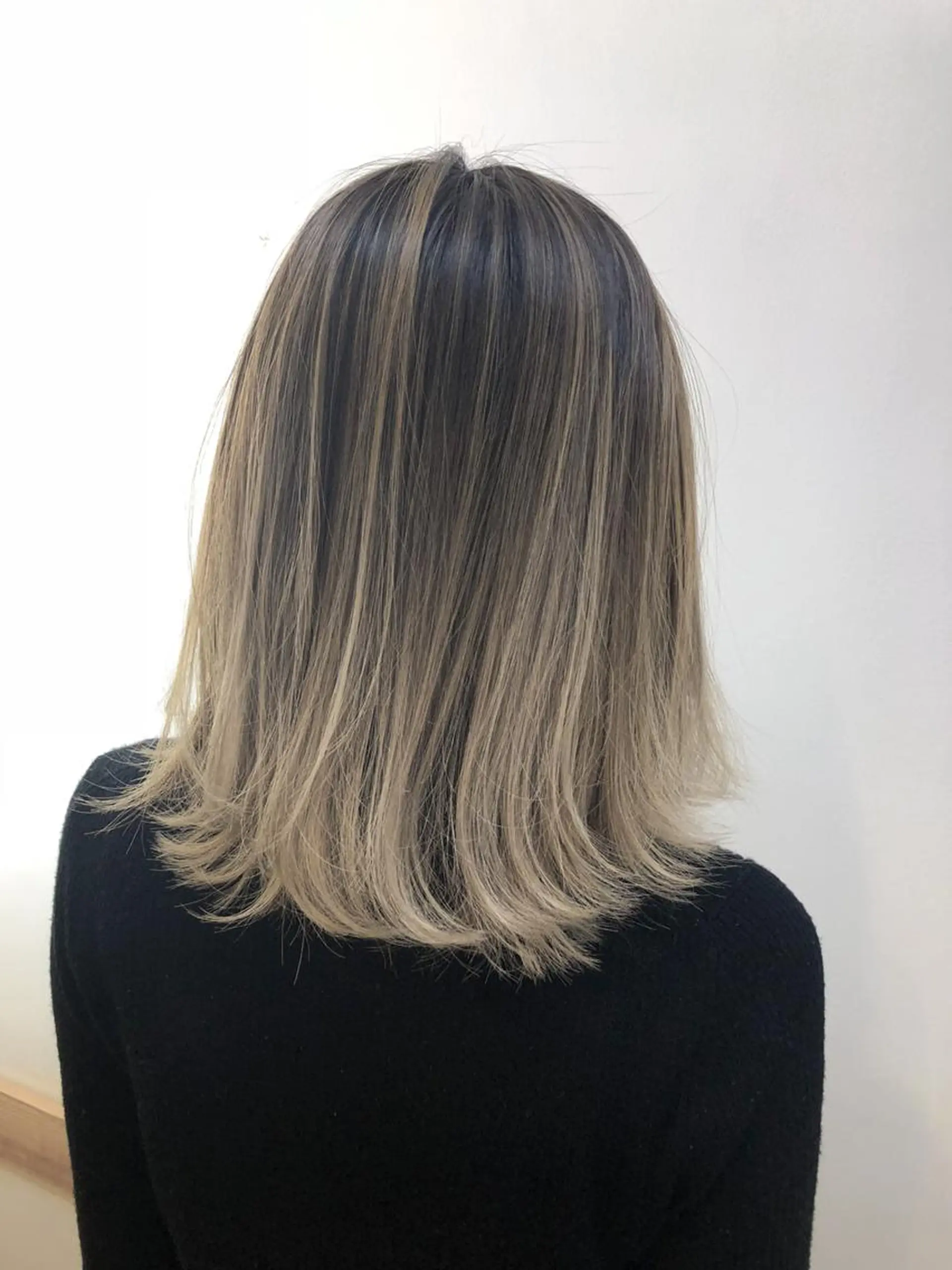 ミディアム ハイライト WONK. ウォンク 心斎橋のヘアスタイル