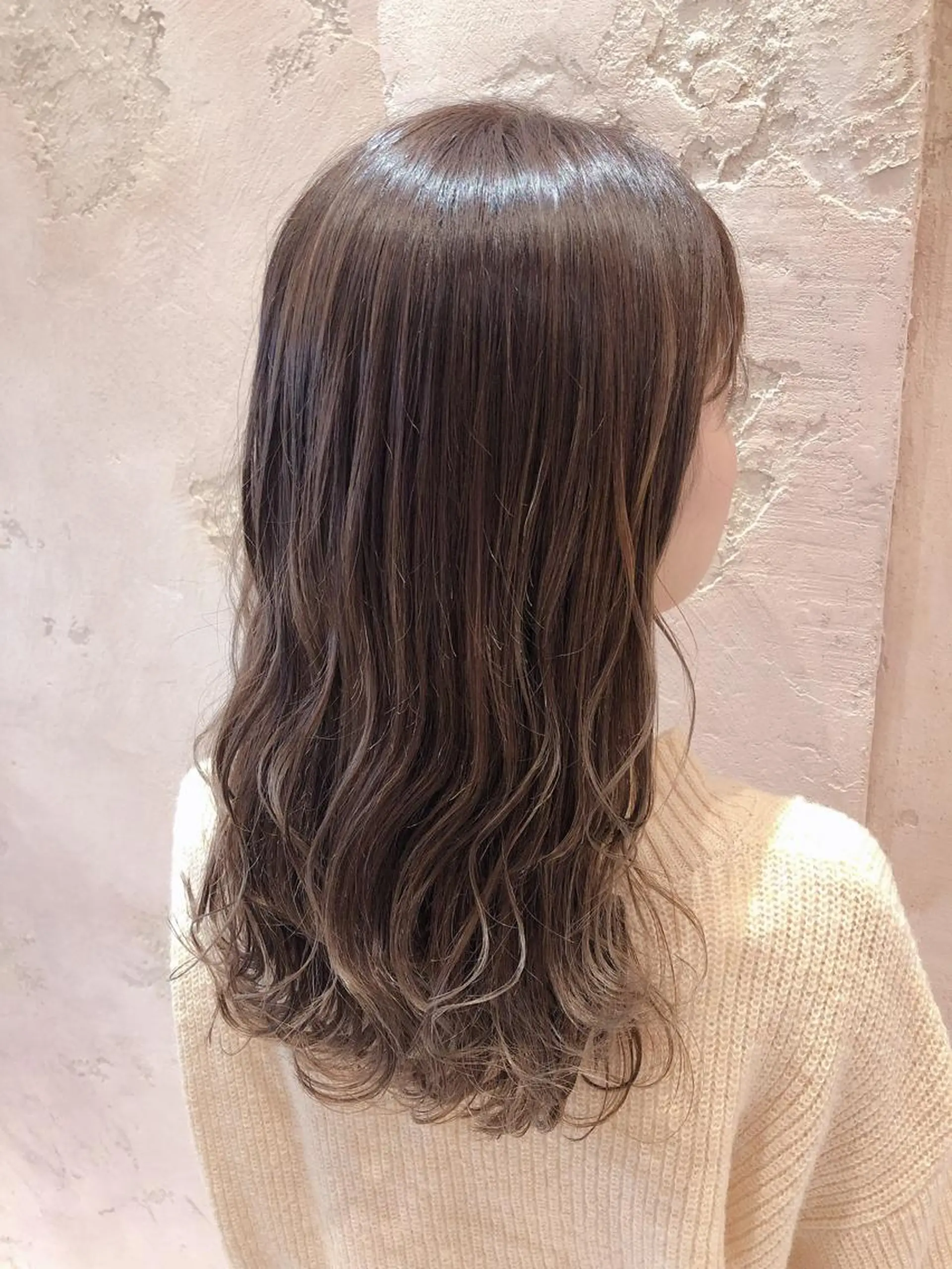 ミディアム カット ヘアカラー トリートメント 代表山口ひな 髪質改善のプロのヘアスタイル