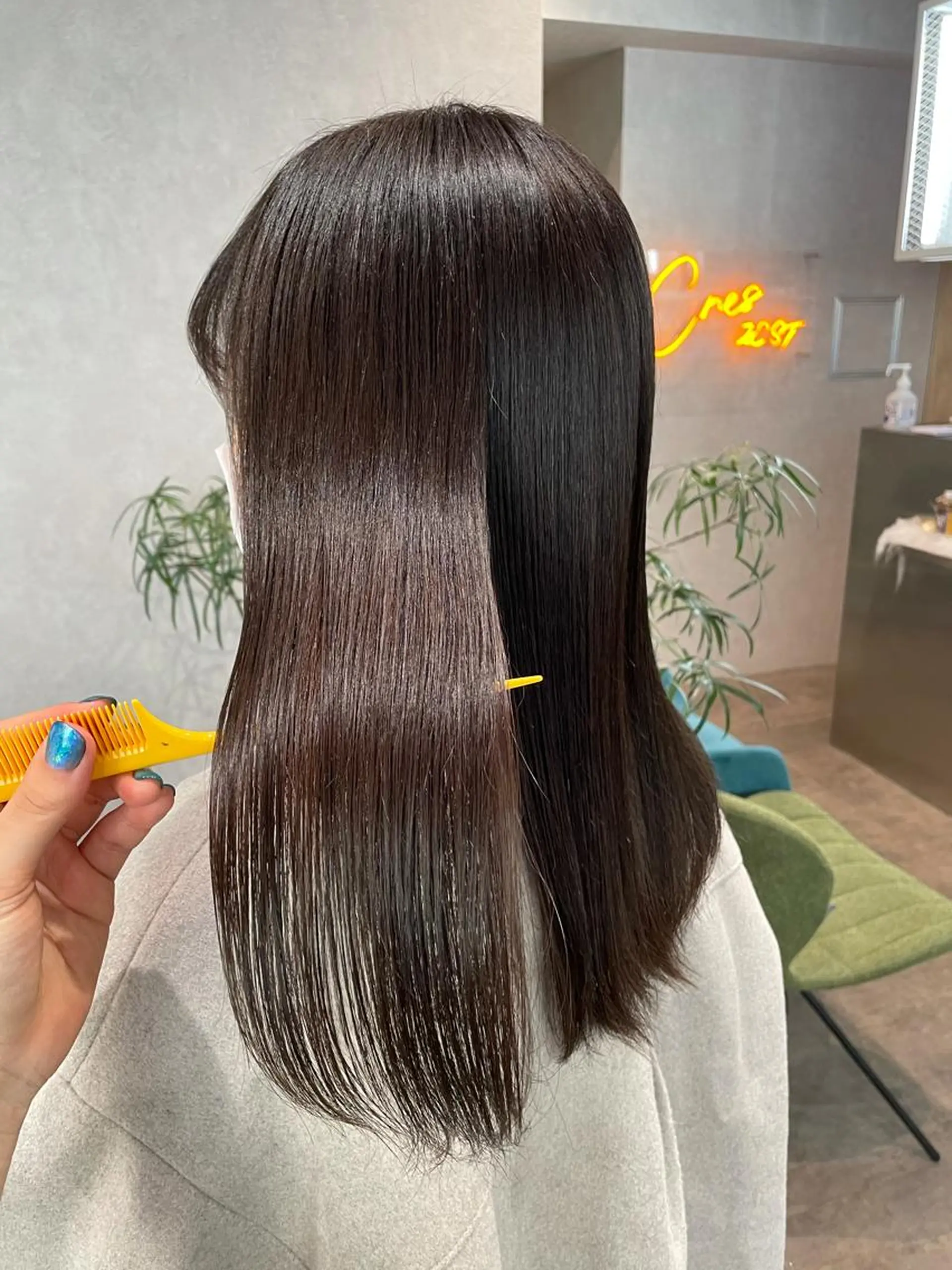 セミロング カラー ブラウンカラー 髪質改善 トリートメント ヘアカラー トリートメント ナチュラル透明感🌱 小山美樹子のヘアスタイル
