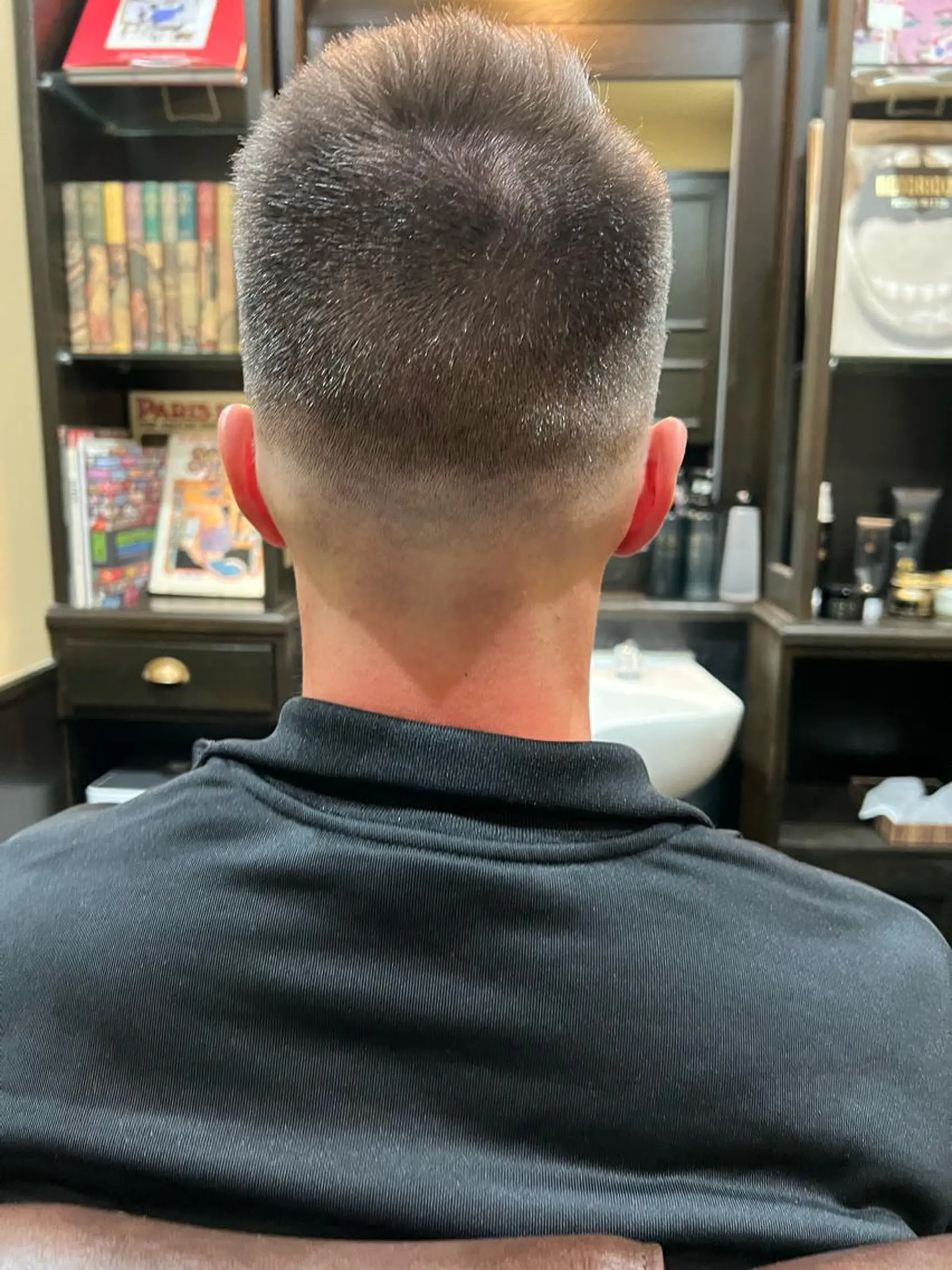 ショート メンズ EN  Barber shop 渋谷　青山通り本店所属・猪井 明のヘアスタイル