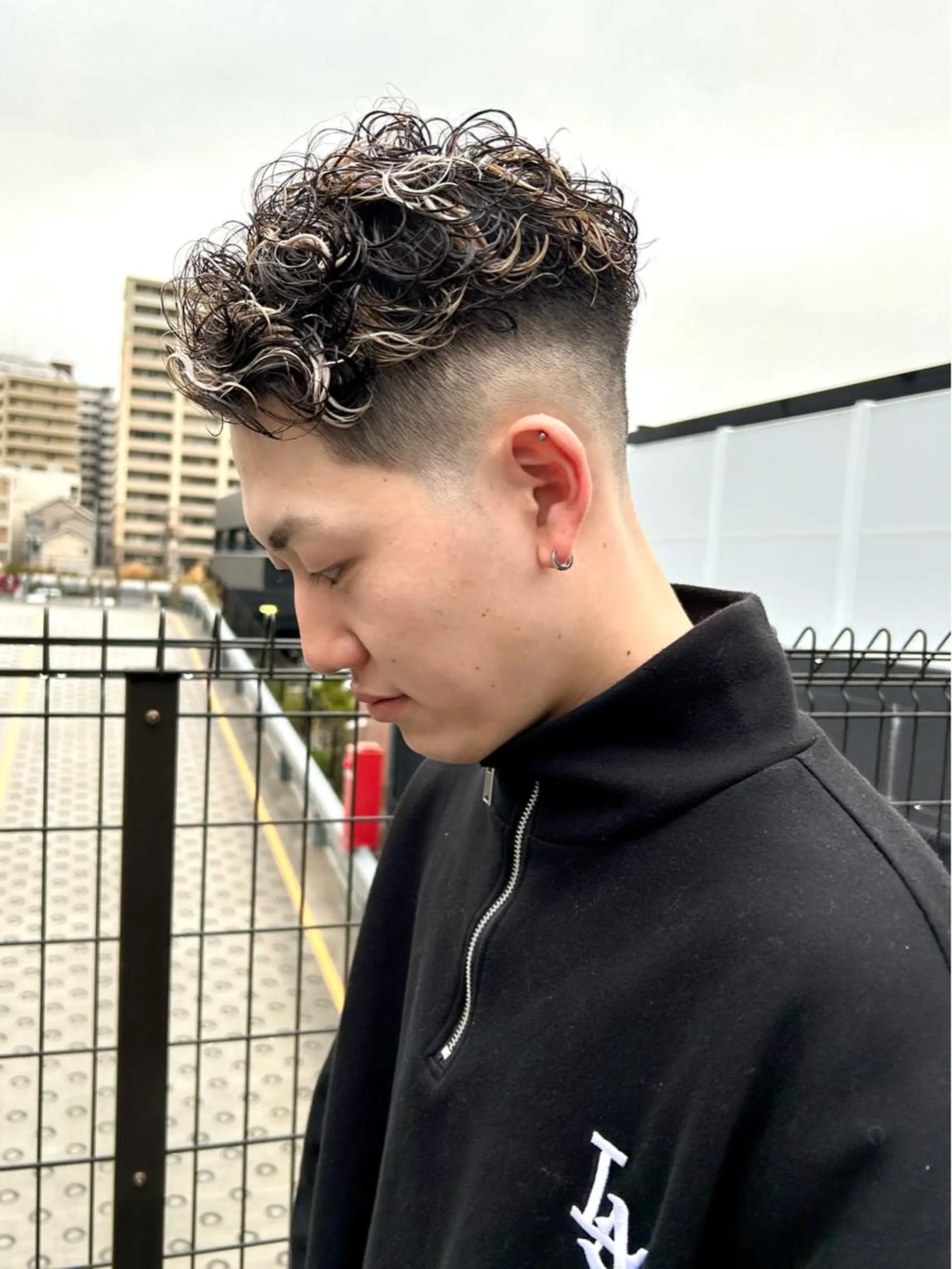 ショート カラー パーマ メンズ メンズ特化❤️‍🔥 パーマ職人江口佳乃のヘアスタイル