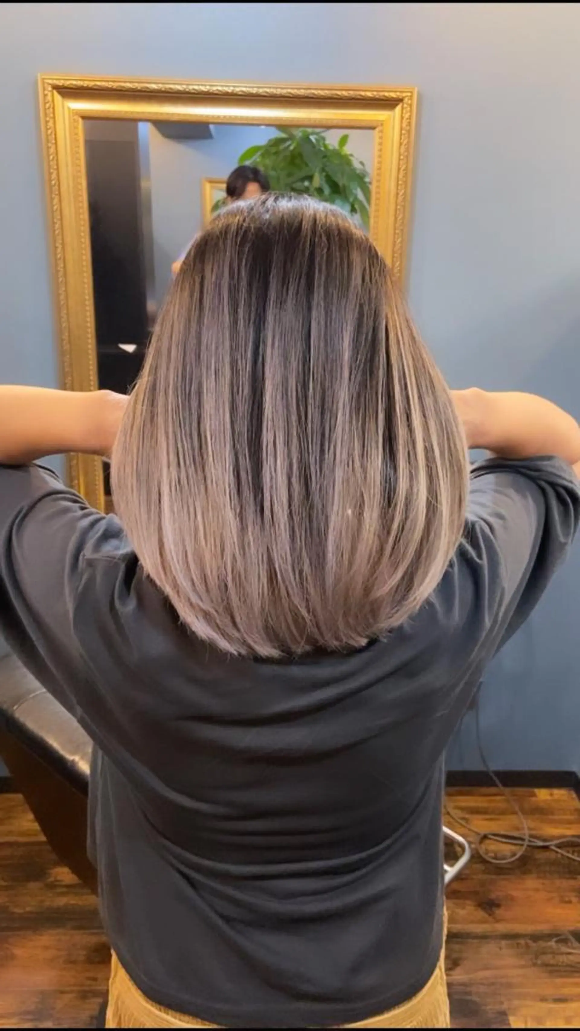 セミロング レイヤーカット カット ヘアカラー トリートメント ユアーズヘアーセカンド所属・広島No.1美髪矯正 髪質改善/河村総一郎のヘアスタイル