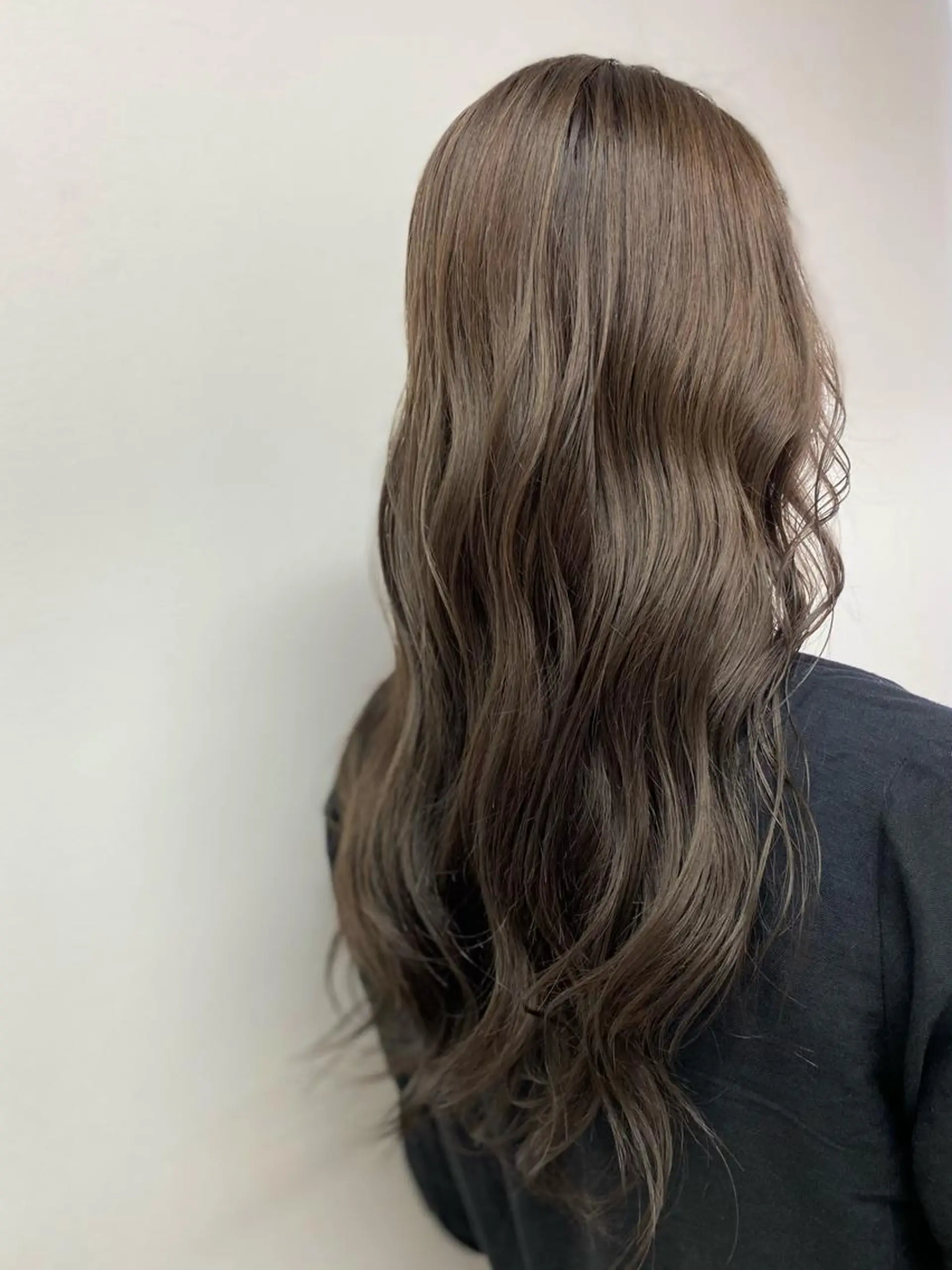 カラー ヘアカラー AKI💛 すみれの眉毛・アイブロウイメージ
