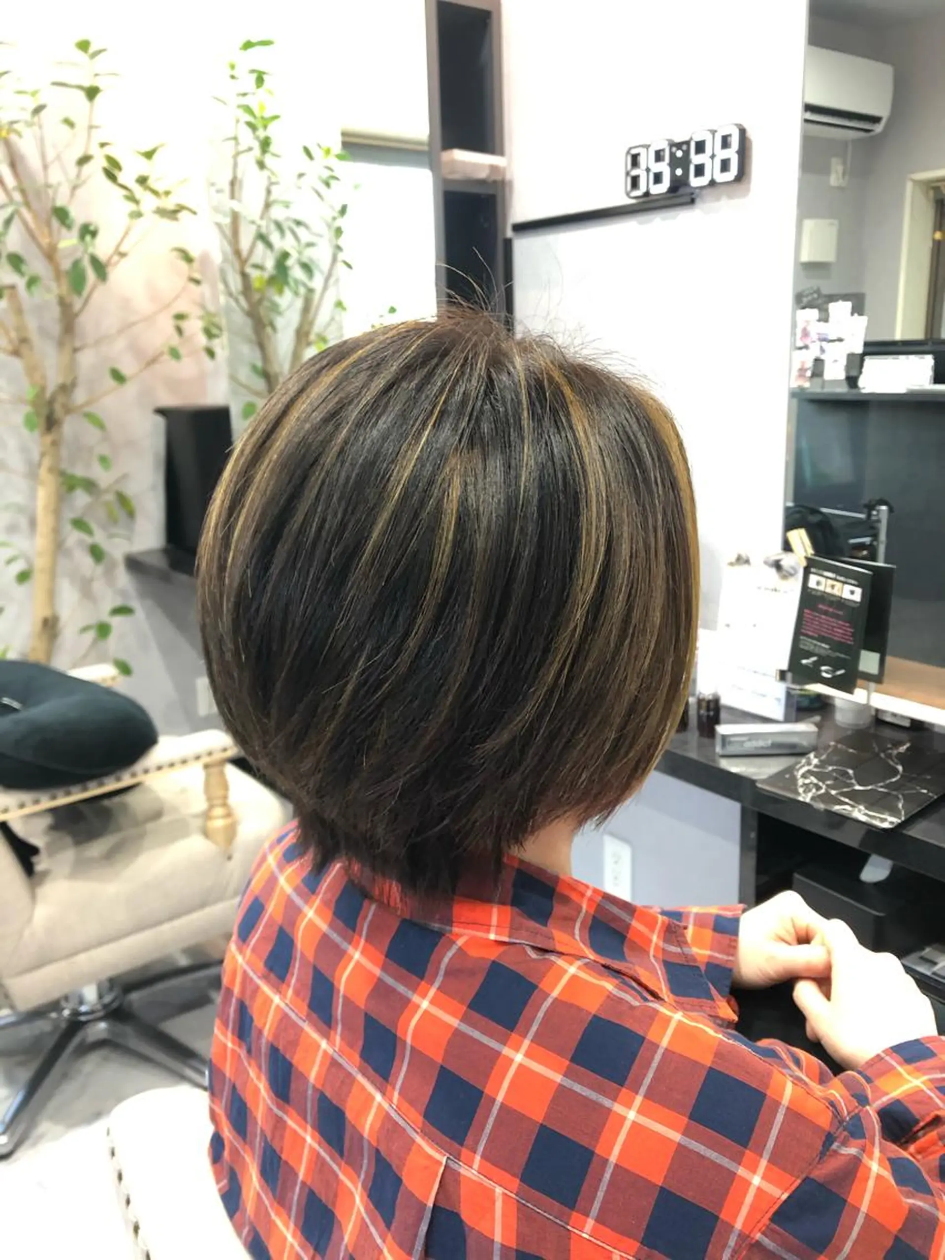 ショート カラー ヘアカラー FAVORE 【ファヴォーレ】のヘアスタイル