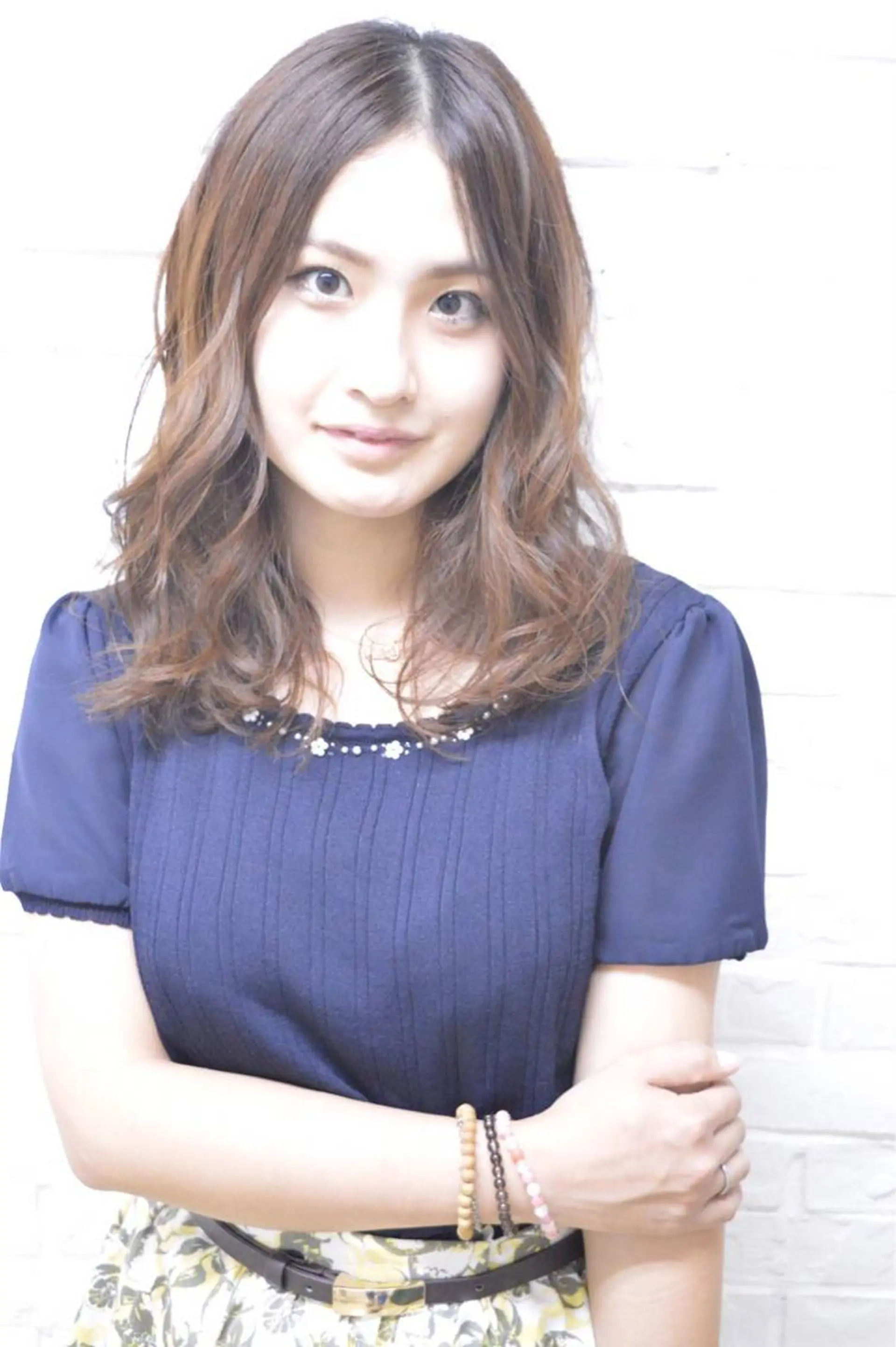 ミディアム カラー パーマ u hair所属・こばやし ももこのヘアスタイル