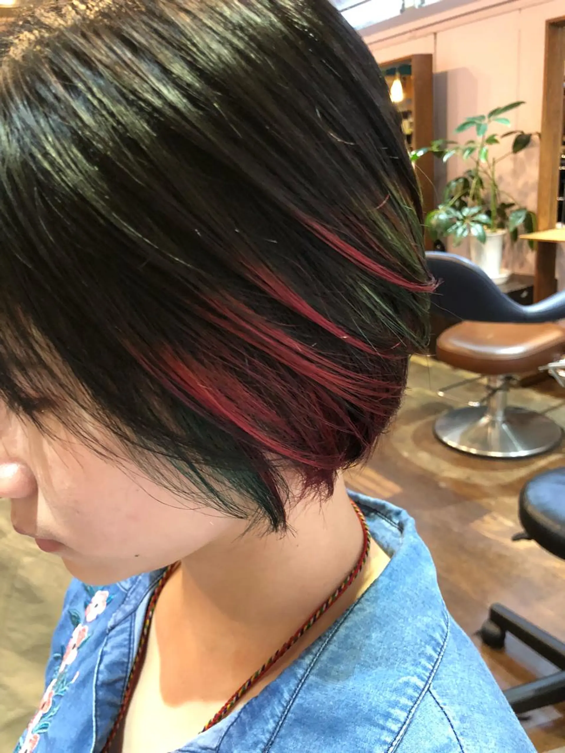 ショート カラー バレイヤージュ レイヤーカット カット ヘアカラー トリートメント 原宿サロン代表 デザインカラー伊藤卓のヘアスタイル