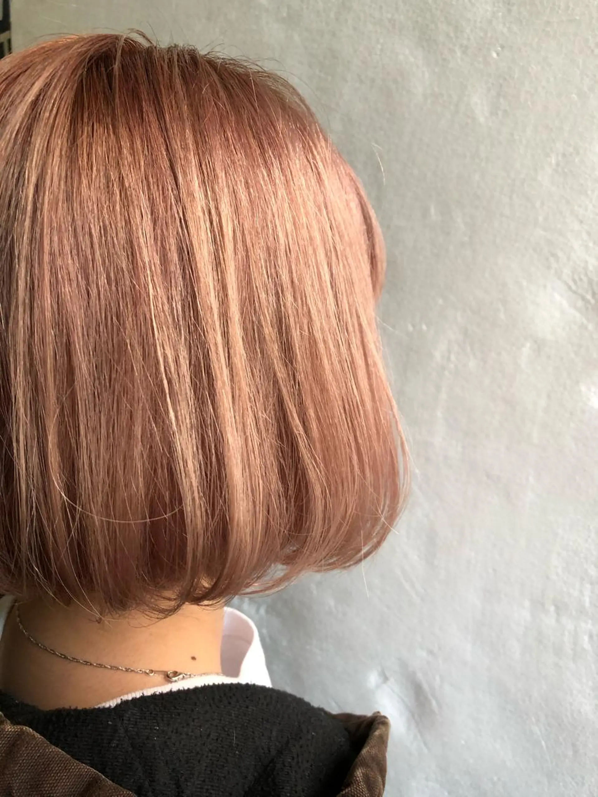 ショート レイヤーカット🫧 ／ブリーチ✨TOWAのヘアスタイル