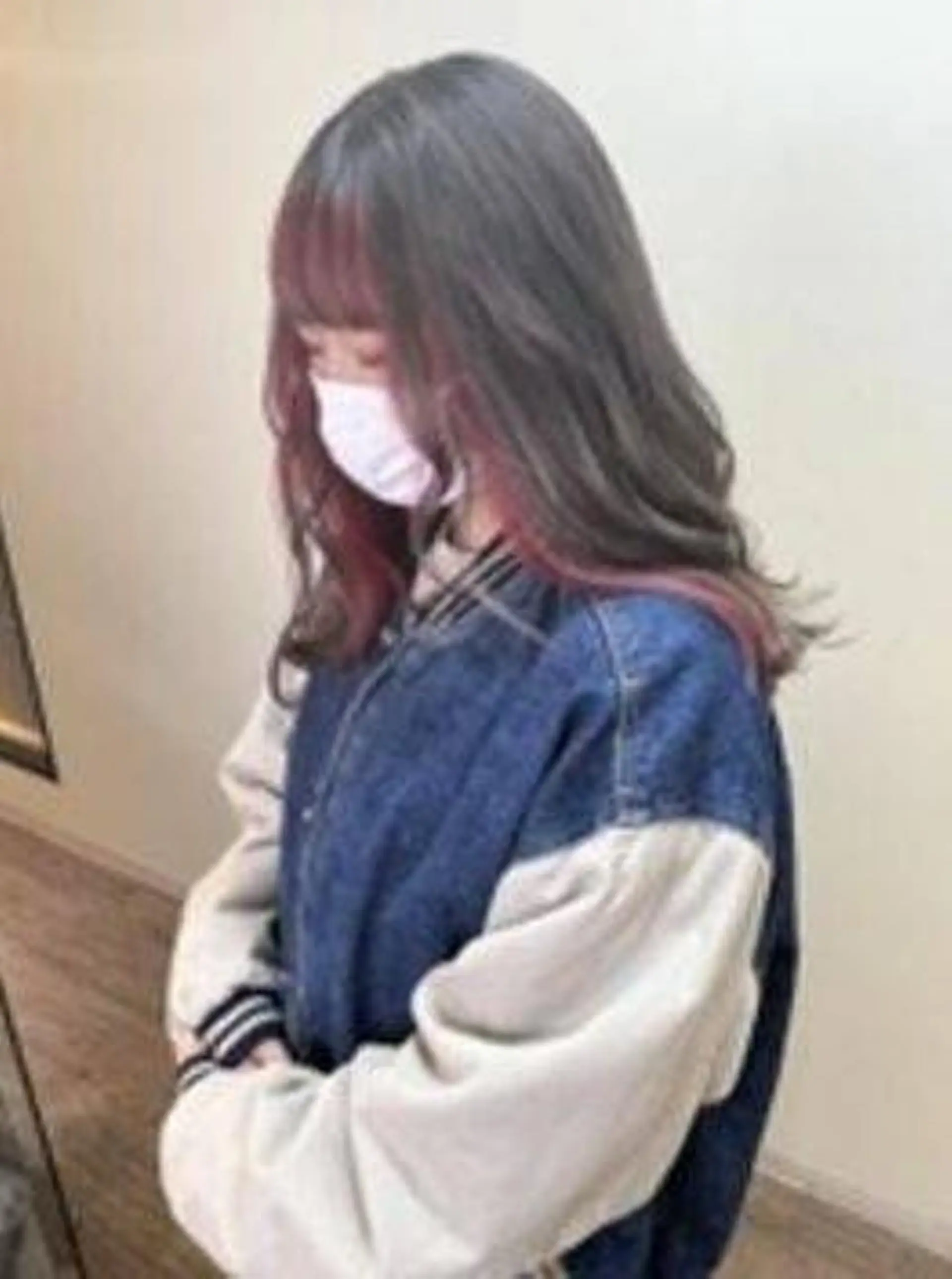 ロング ヘアカラー エクステ BIZEのヘアスタイル