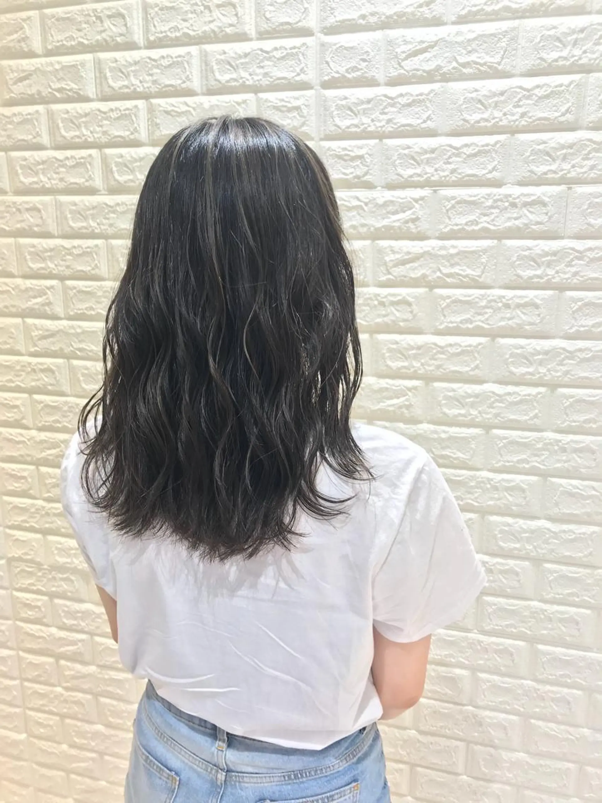 ミディアム カラー ハイライトカラー ハイライト カット トリートメント D.log 大和西大寺店所属・川崎 雅大のヘアスタイル