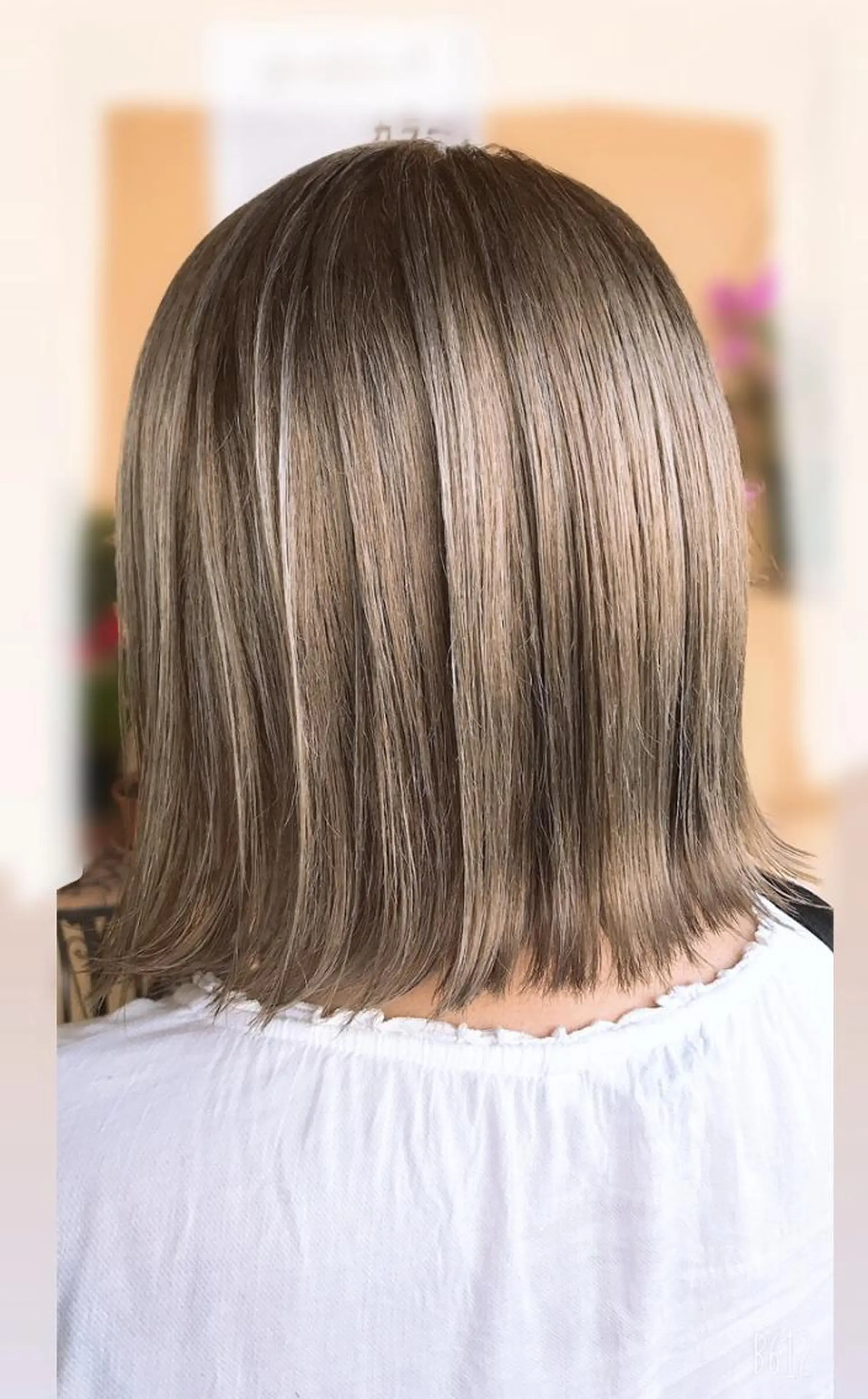ショート カラー ベージュカラー ブリーチ ケアブリーチ ハイライトカラー ボブ hair works raptureのヘアスタイル