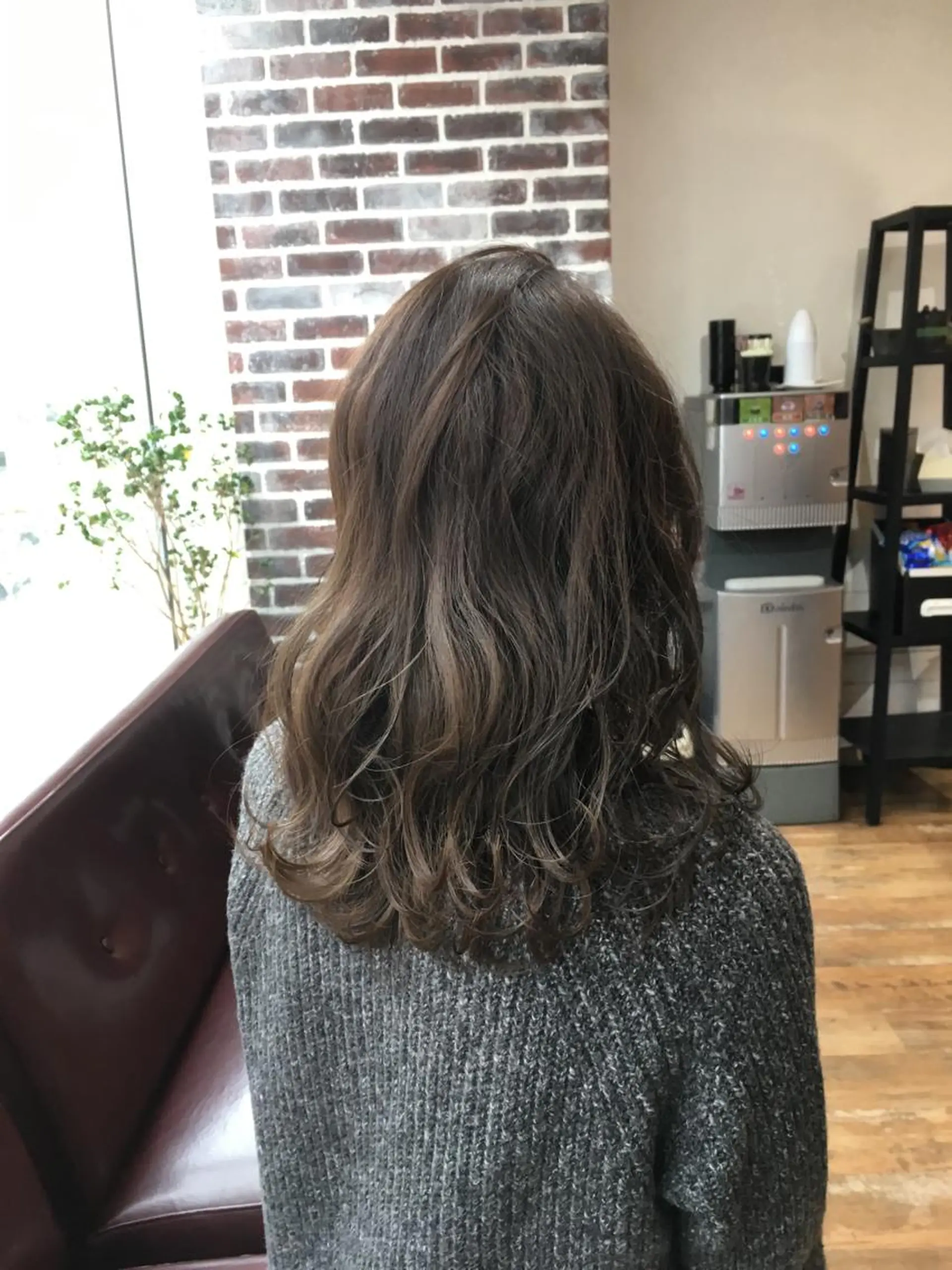 セミロング ヘアアレンジ カット ヘアカラー 木下大地 HAIR  Oneのヘアスタイル
