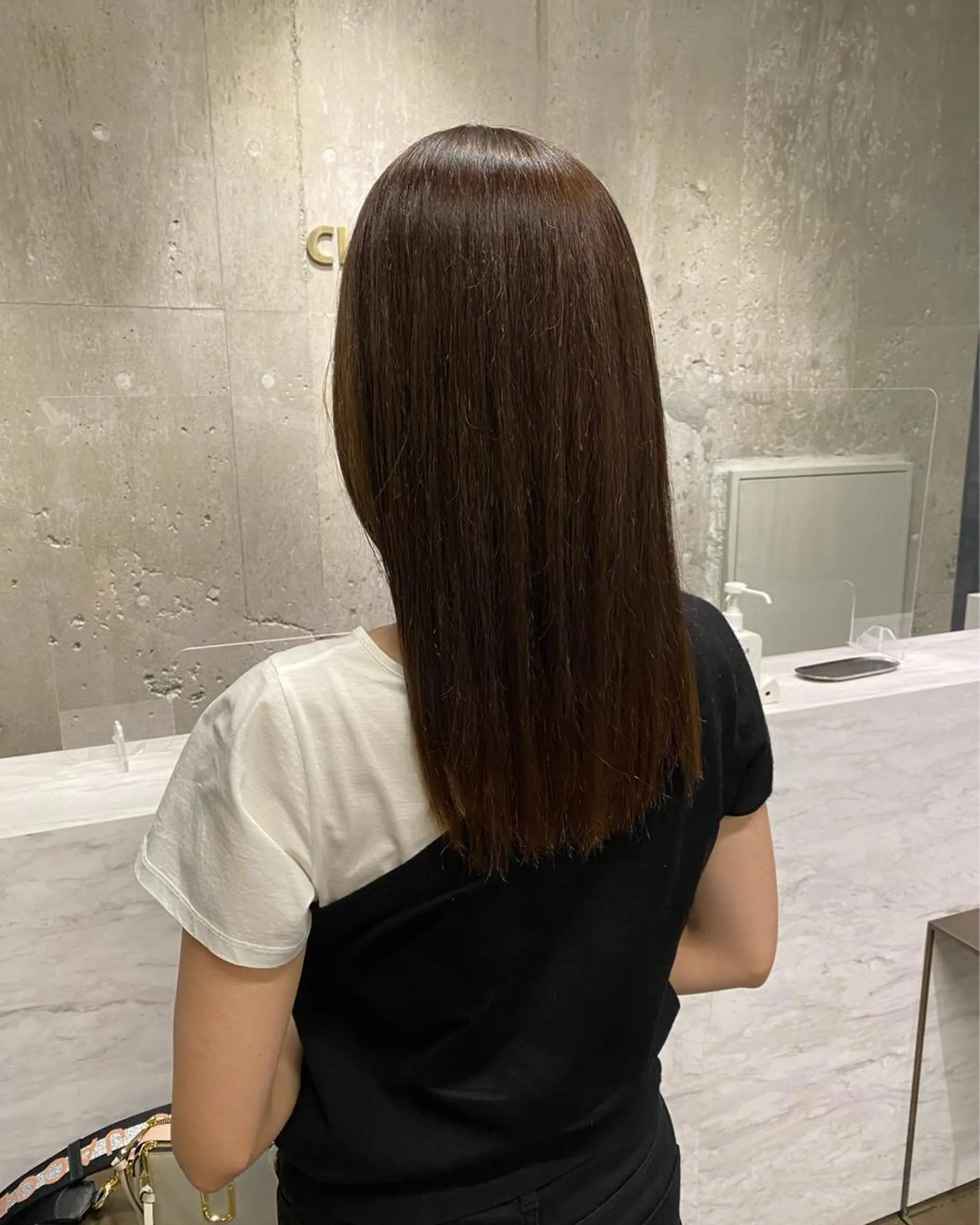 セミロング パーマ ROBBY表参道所属・木村【ショート/ 耳だしショート】のヘアスタイル