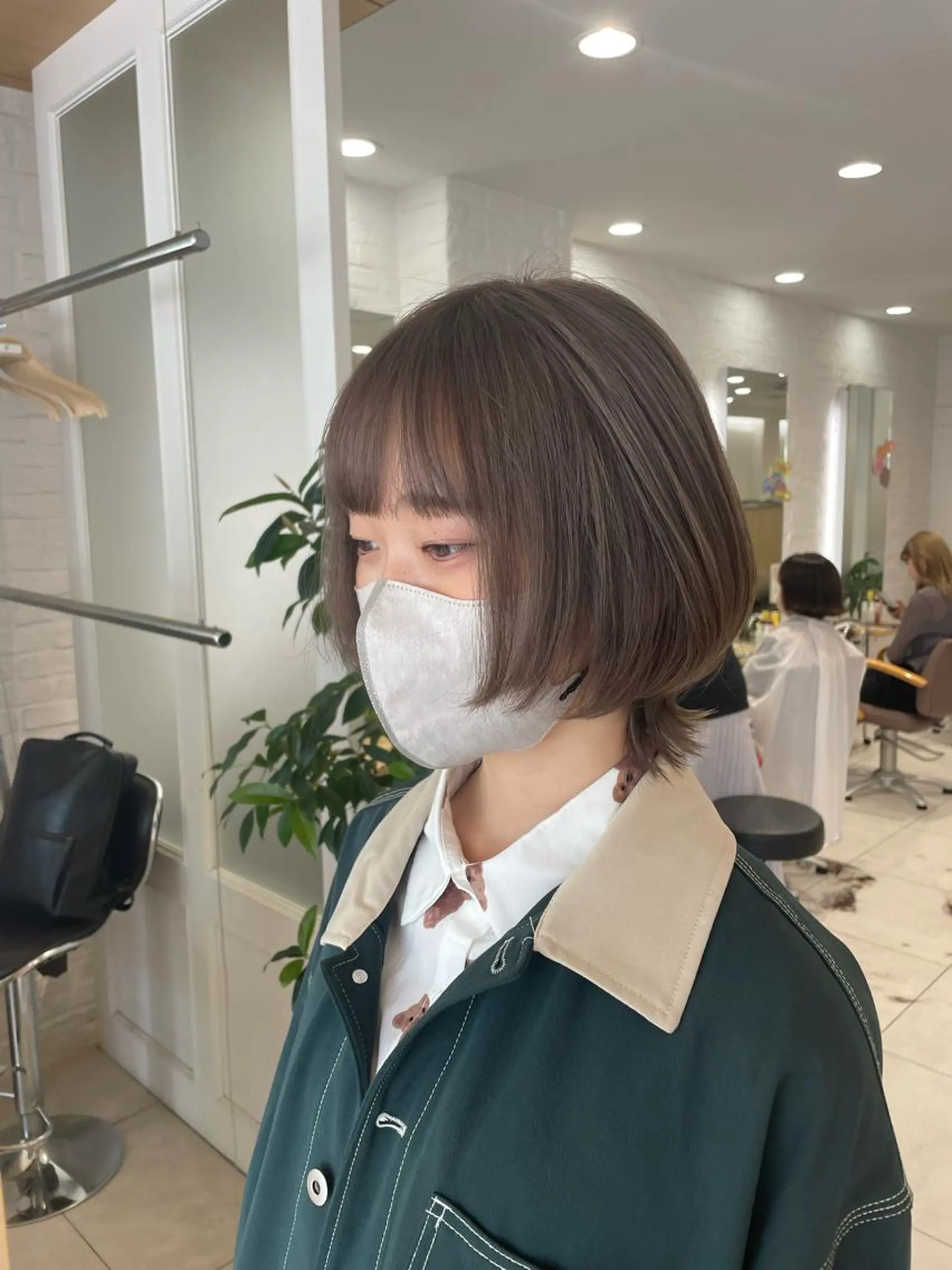 ミディアム ヘアカラー nuu 栄所属・🧸SAKI🎀 韓国レイヤーのヘアスタイル