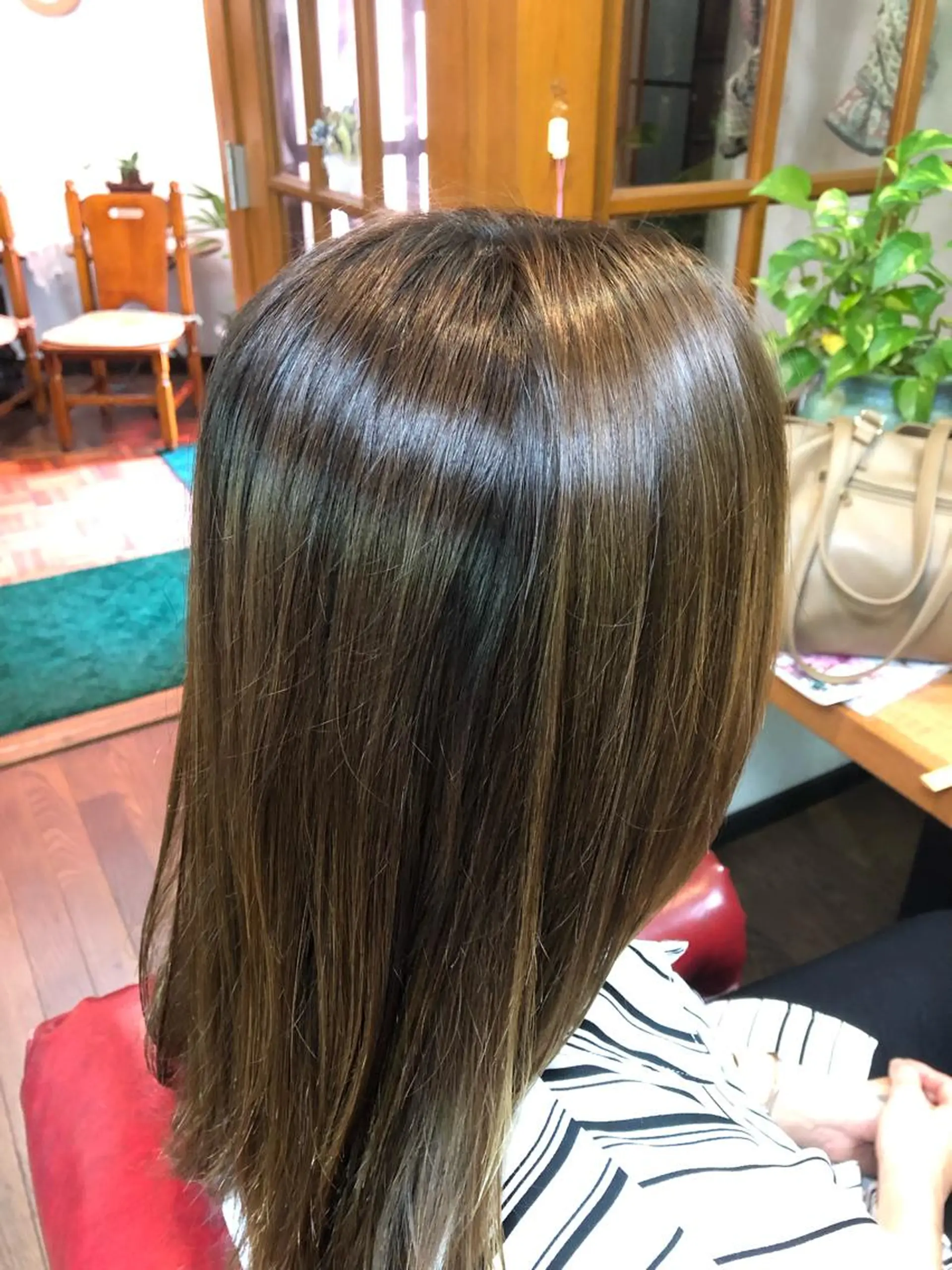 ロング カラー 透明感カラー 髪質改善 レイヤーカット 縮毛矯正 💎場所分かりづらい サユリ美容室💎のヘアスタイル