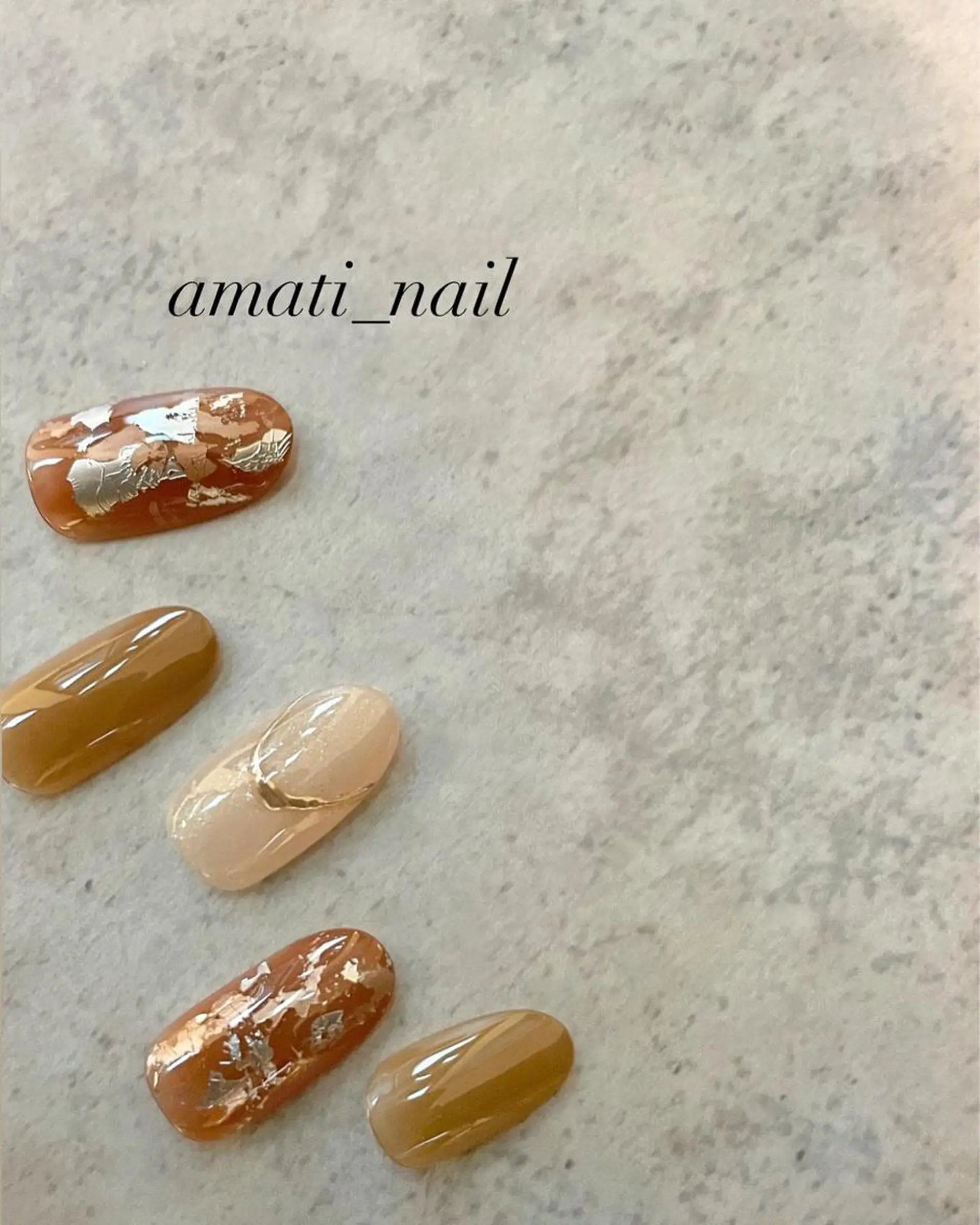 ネイル ミラーネイル ニュアンスネイル ワンカラーネイル 春ネイル ハンドネイル amati_nail TAKAKOのネイルデザイン