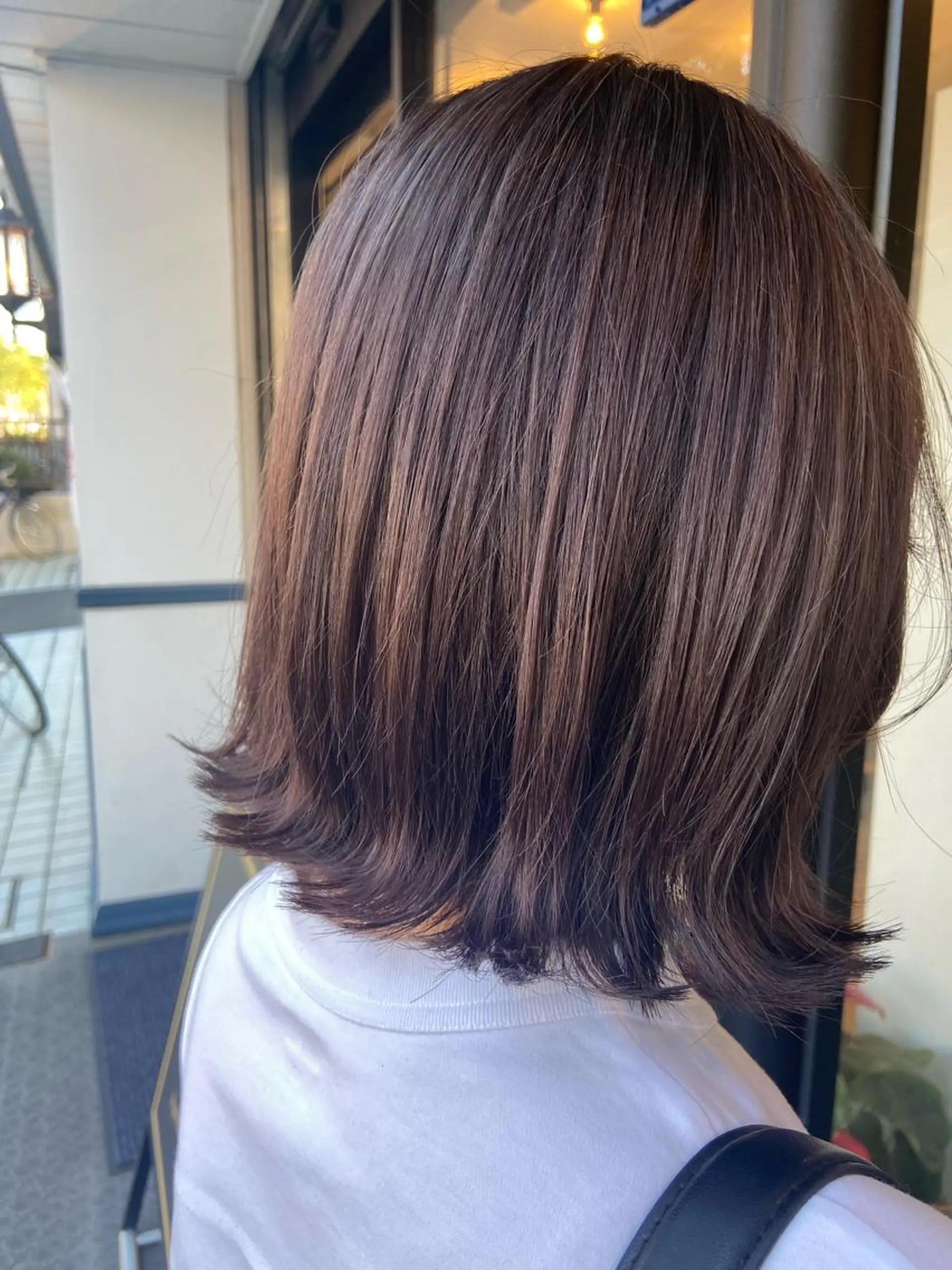 ショート カラー ブリーチ ブラウンカラー ハラダ ヒナミのヘアスタイル