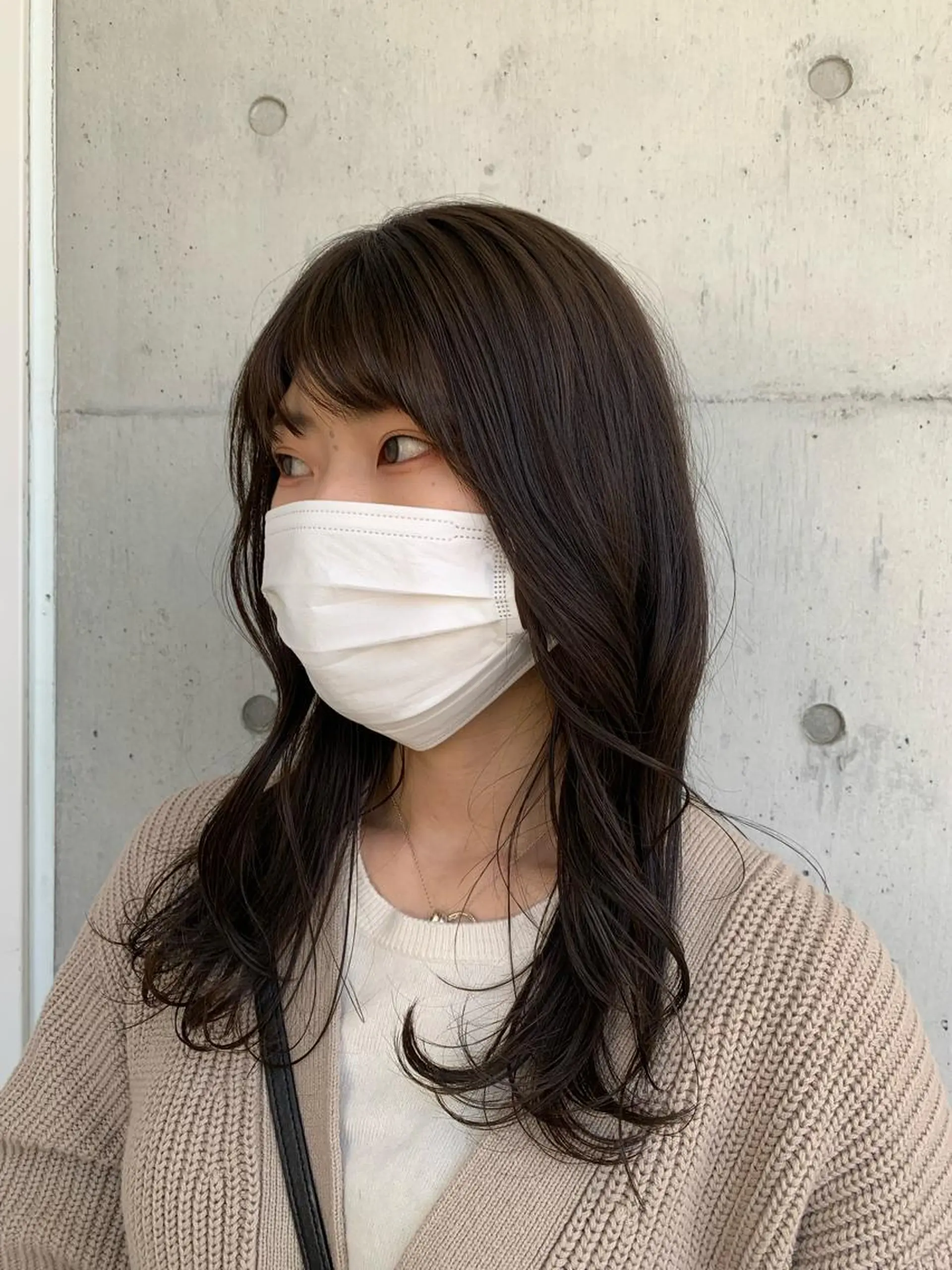 セミロング カラー タンバルモリ ヨシンモリ 韓国風ヘア カネコ ユカリのヘアスタイル
