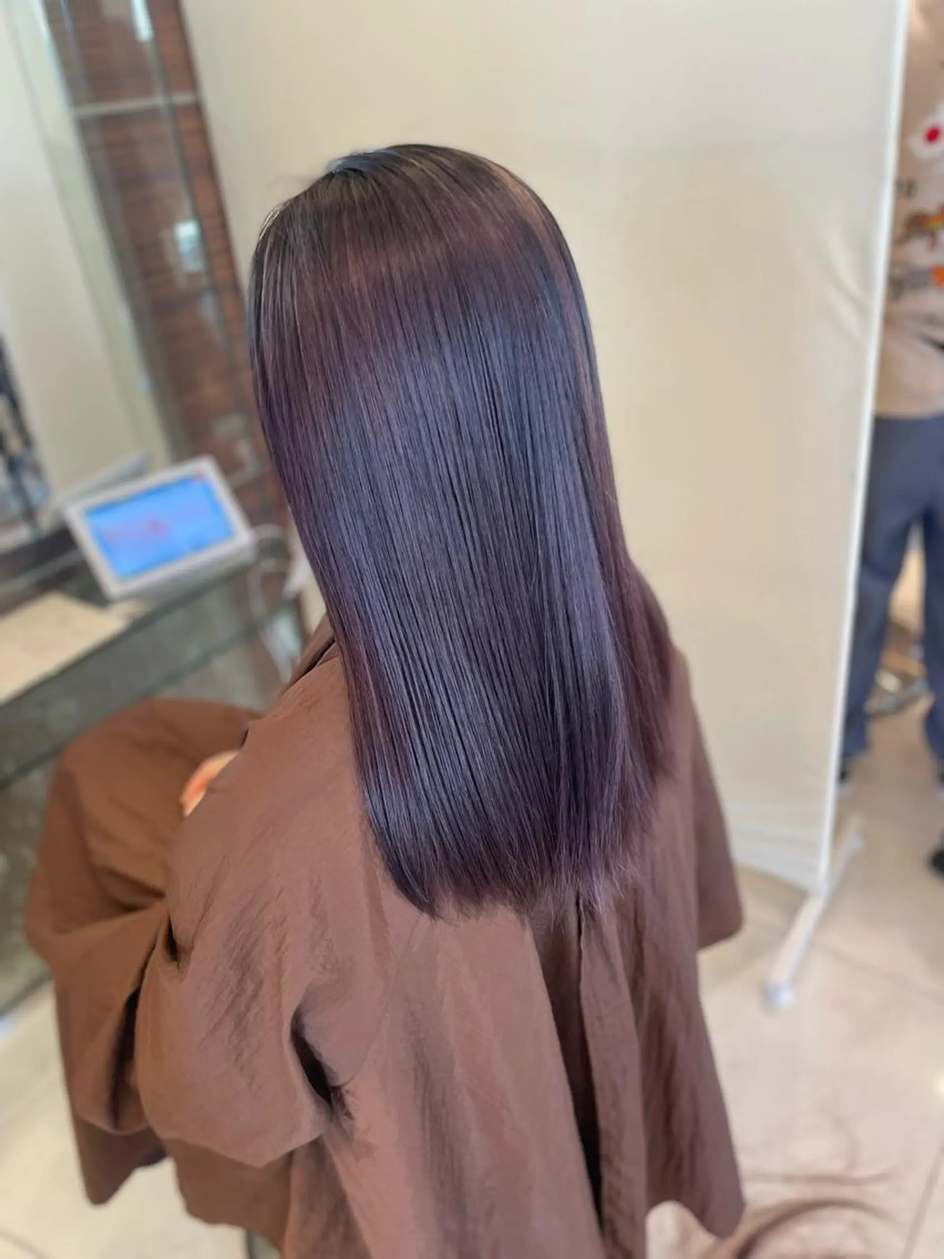 ロング カラー メンズ カット ヘアカラー 佐々木 麻純のヘアスタイル