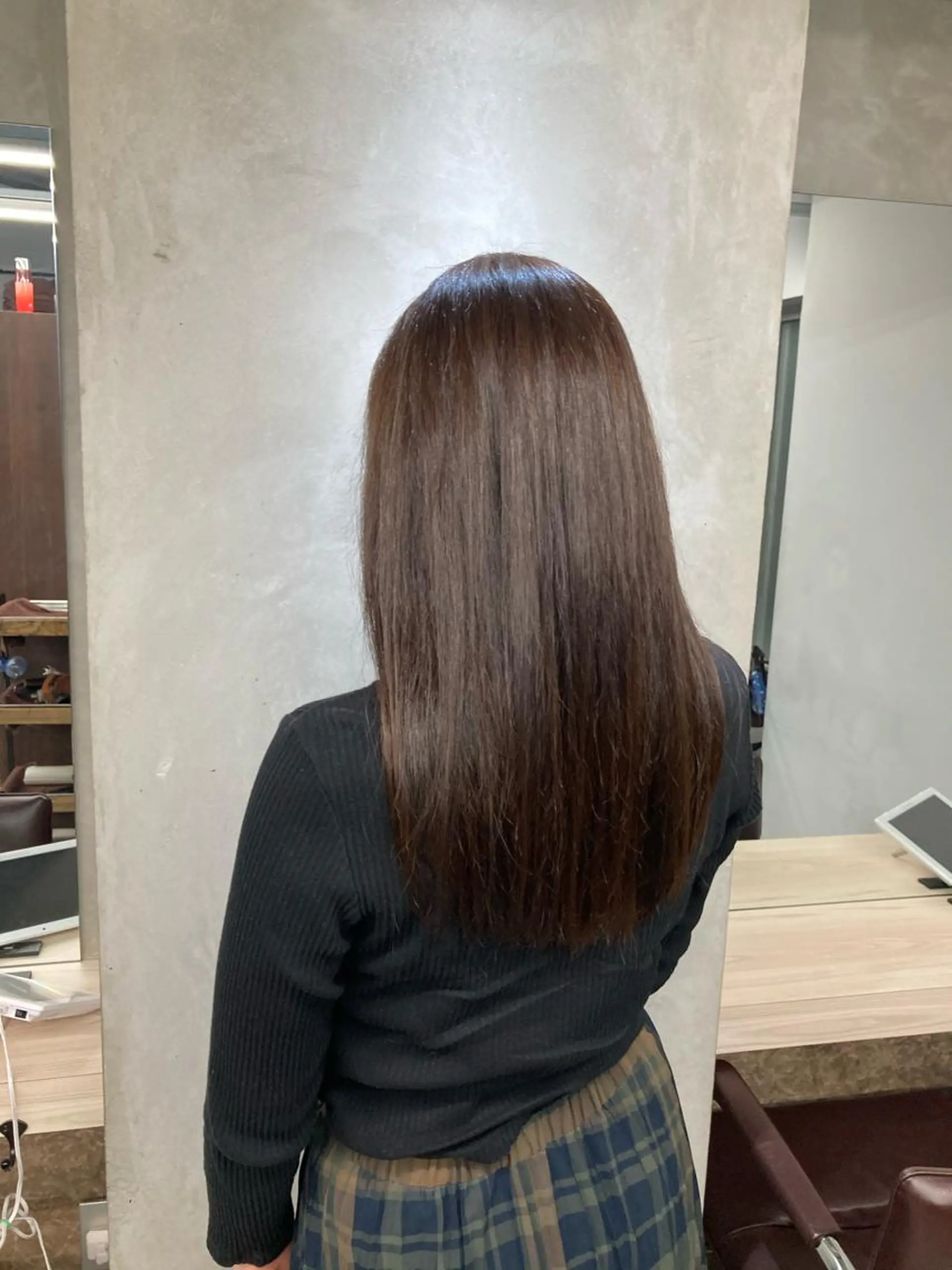 ロング カラー グレージュ ヘアカラー トリートメント ブリーチ&似合せボブ 田中寛十のヘアスタイル