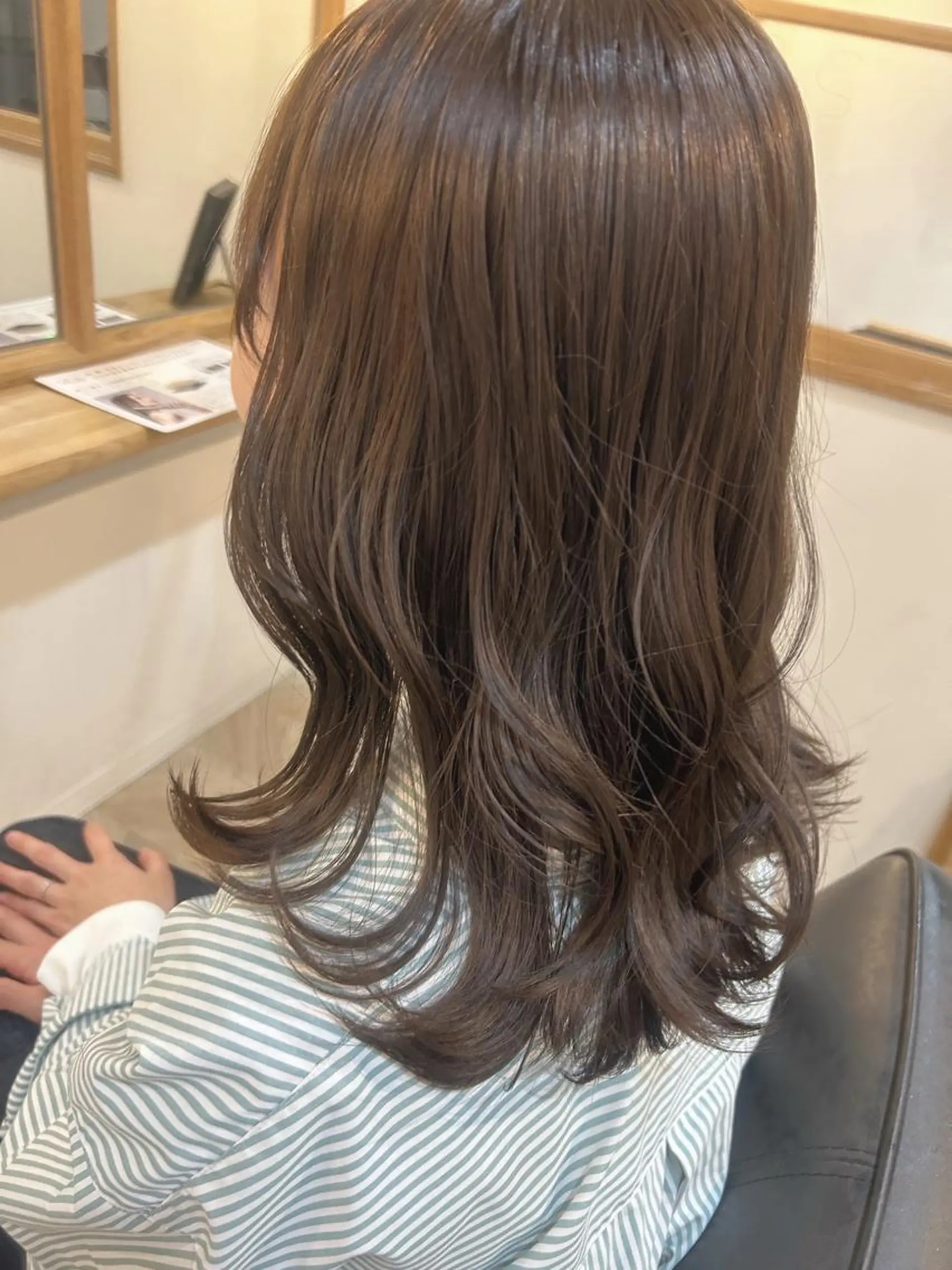 ミディアム PACE所属・ayumi ／透明感カラーのヘアスタイル