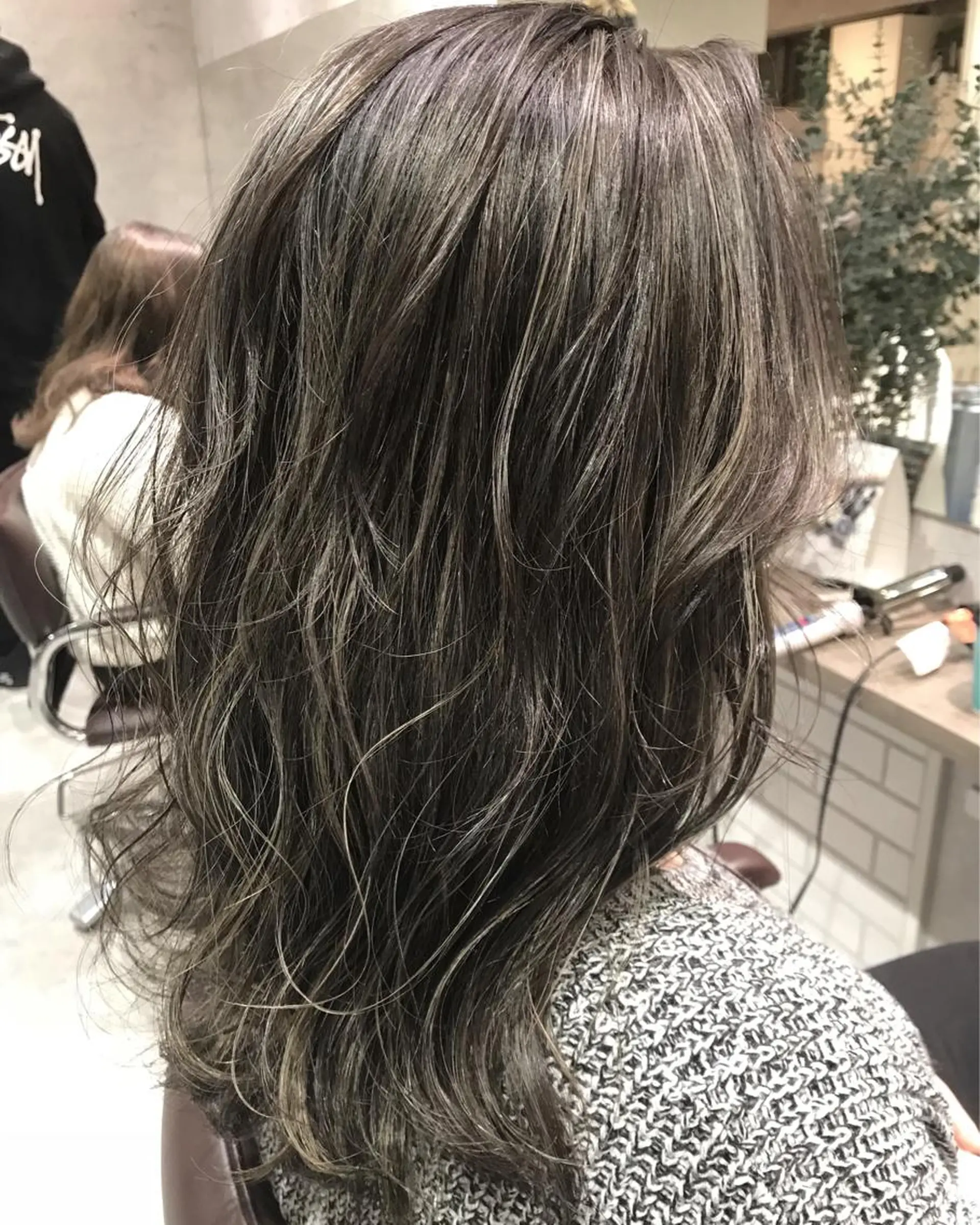 ロング カラー ヘアカラー 髪質改善will hairdesignのヘアスタイル