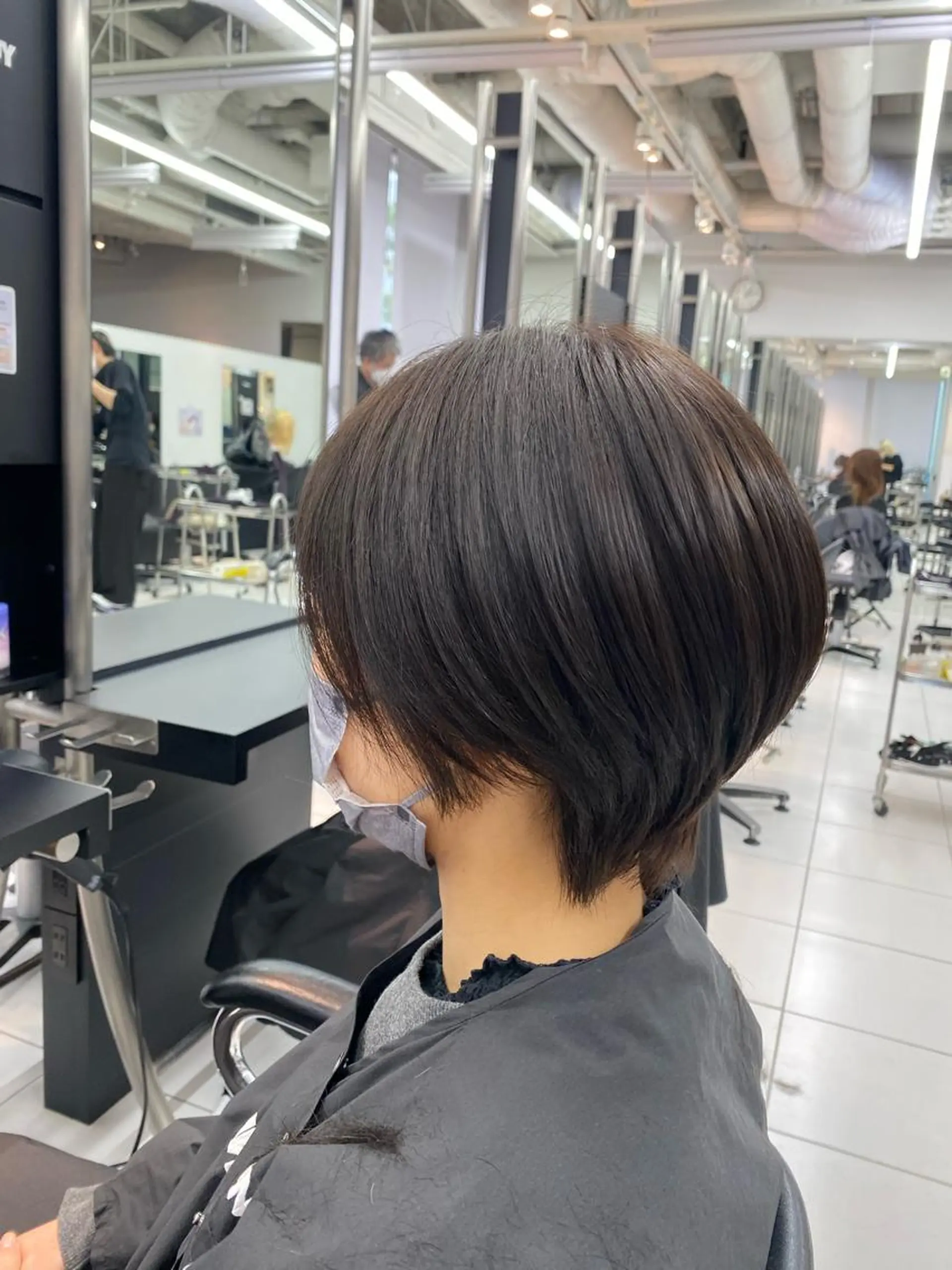 ショート 高橋 沙央のヘアスタイル