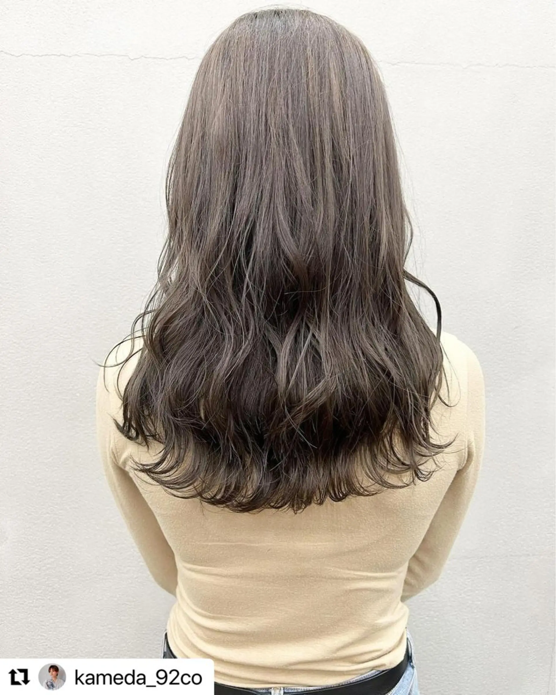 セミロング カット ヘアカラー トリートメント 亀田 泰生のヘアスタイル
