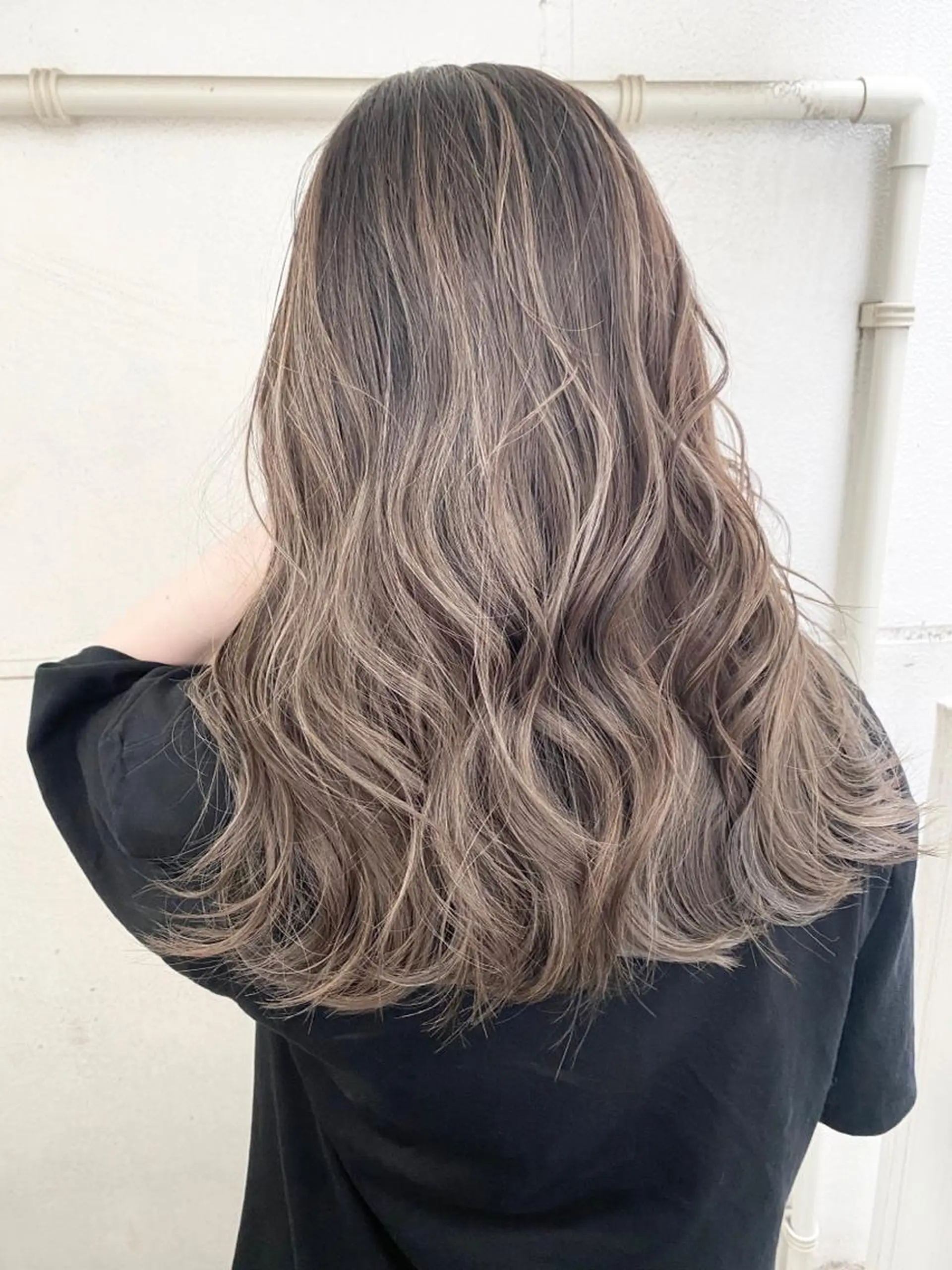 ミディアム カラー ハイライトカラー ハイライト トリートメント ヘアカラー トリートメント ✂️大門 巧✂️ LAFF難波店のヘアスタイル