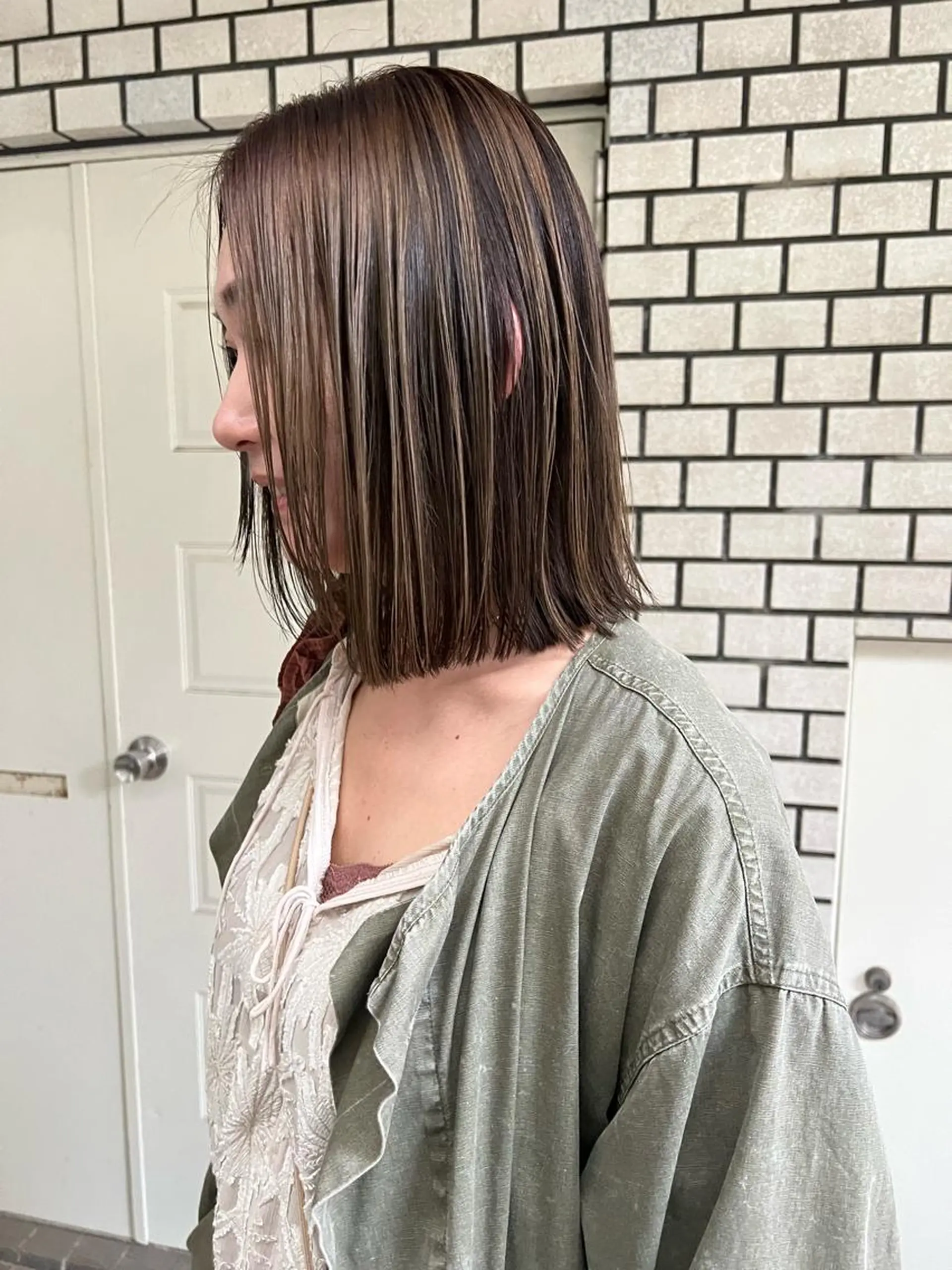 ショート カラー ブリーチ ハイライトカラー ハイライト カット ヘアカラー トリートメント takada kohのヘアスタイル