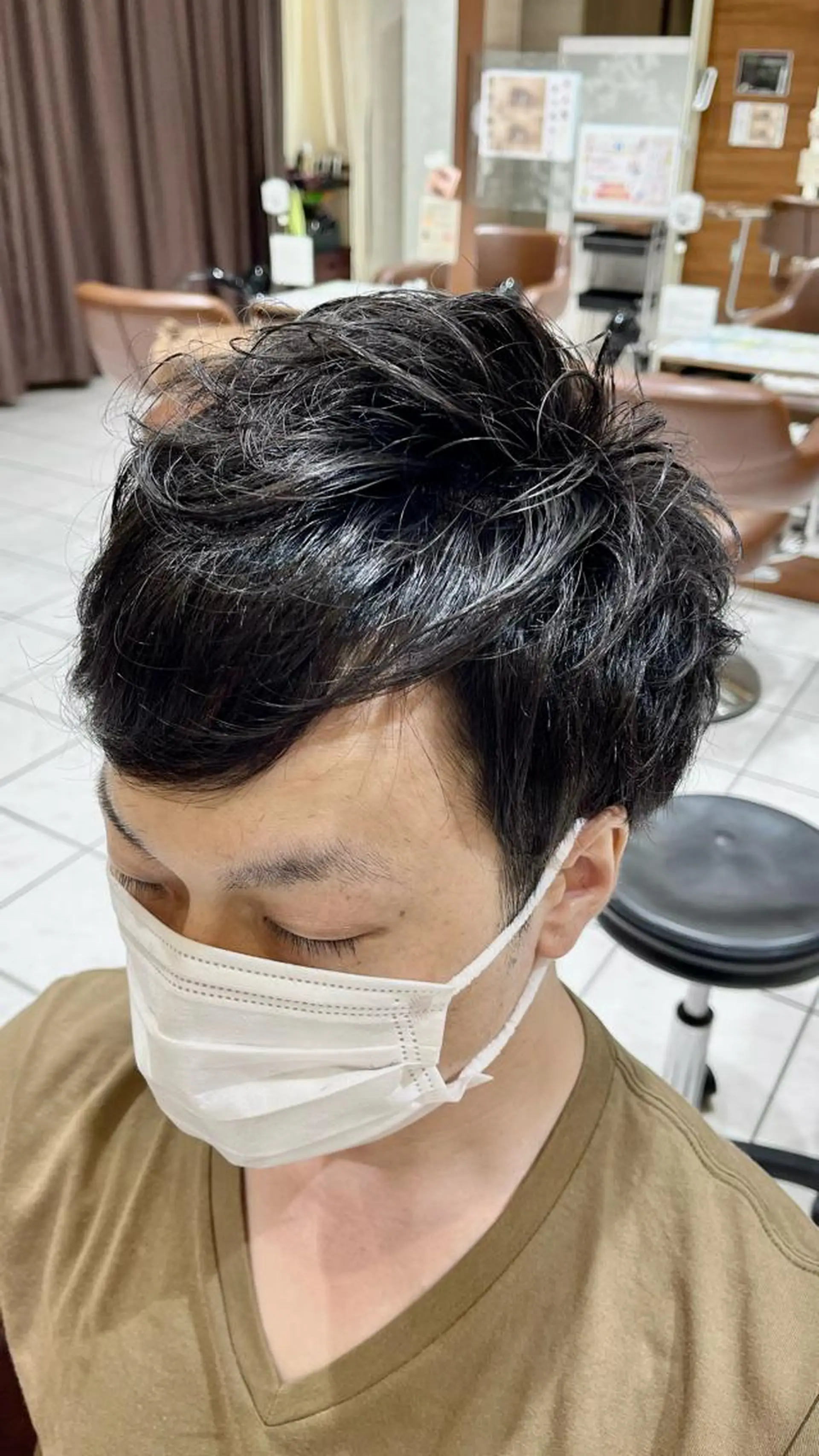 ショート メンズ ビジネス メンズパーマ 刈り上げ テラモト カズヨシのヘアスタイル