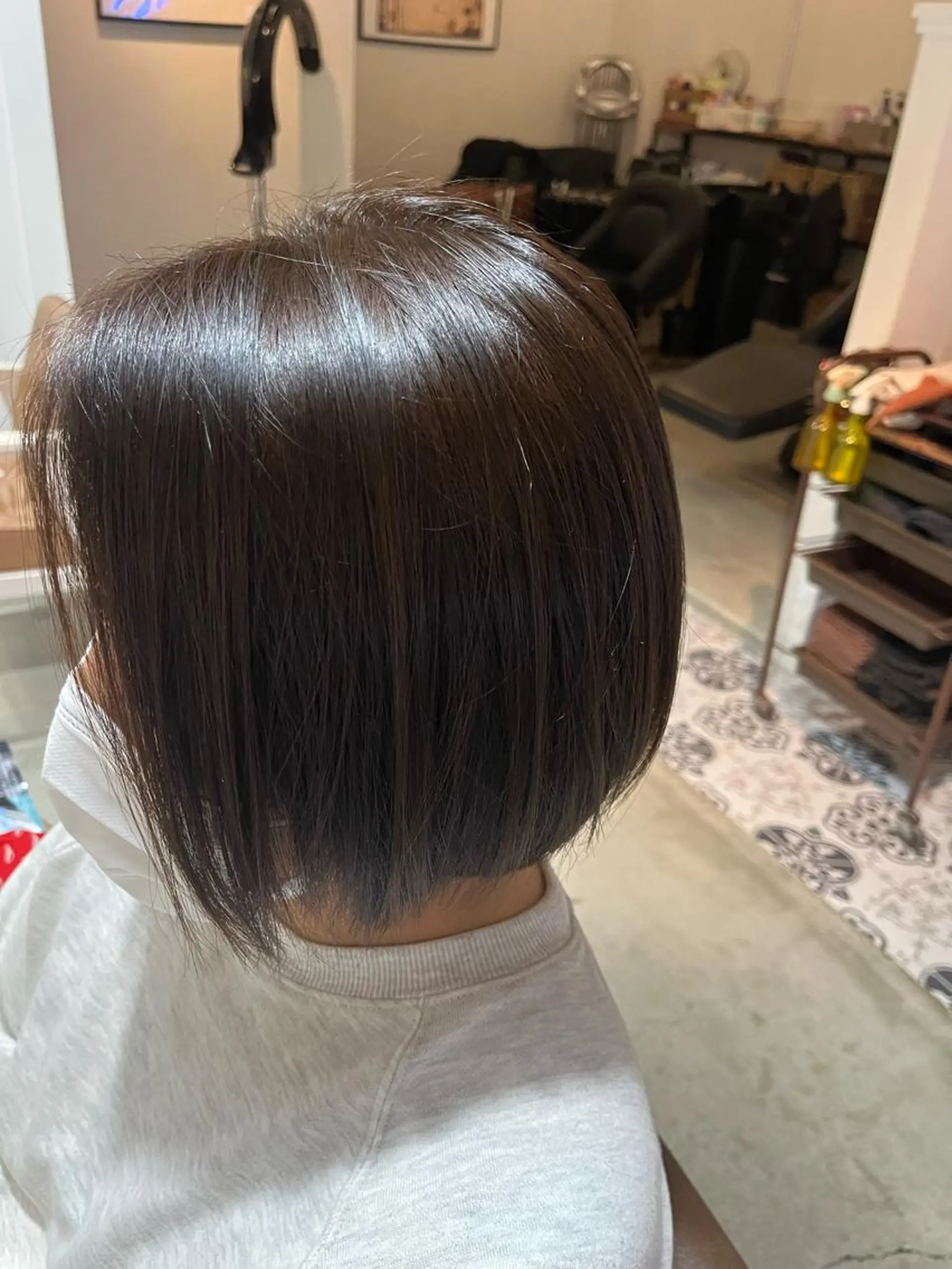 ショート アッシュ ハイトーン/ムラ修正 miyu🍒ྀིのヘアスタイル