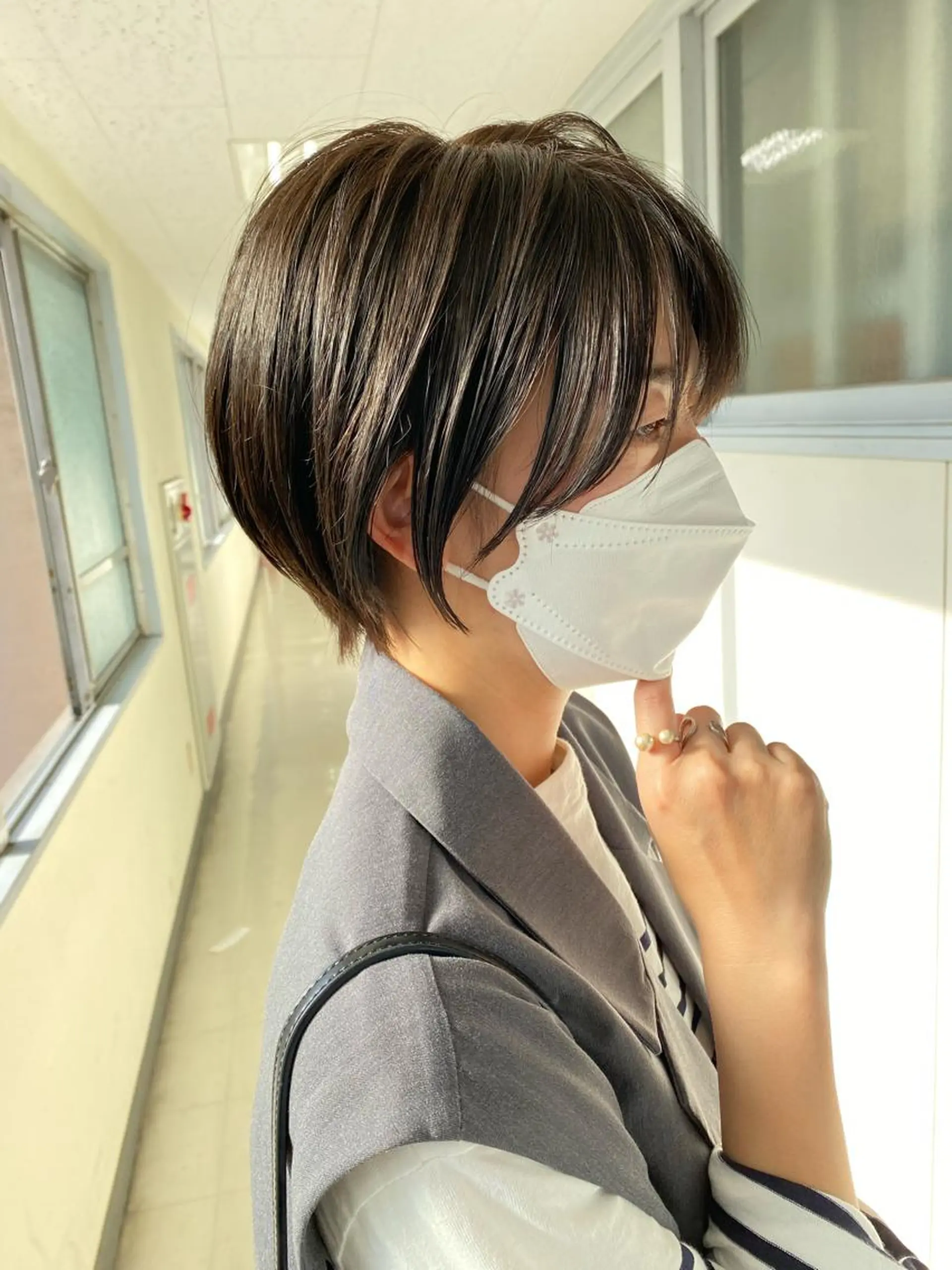 ショート カラー ブリーチ ケアブリーチ 透明感カラー ダブルカラー ハイライトカラー lab.by ioe中崎店所属・中北篤志 ショートボブのヘアスタイル