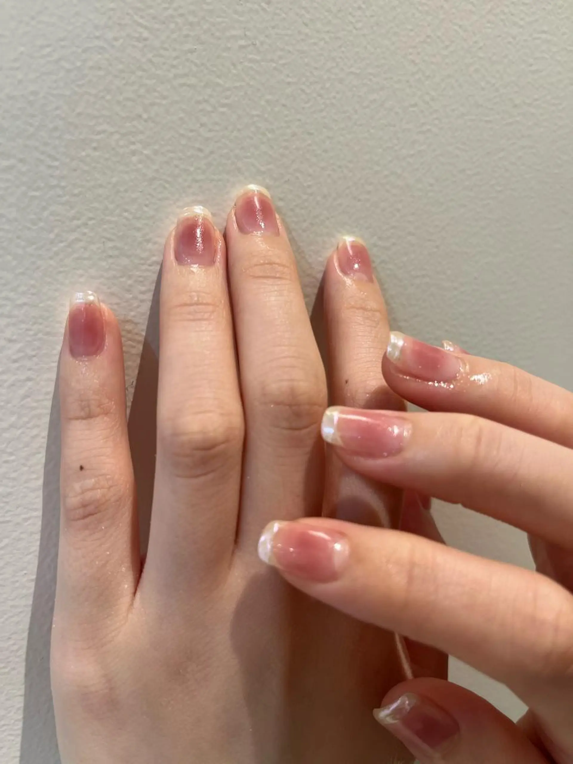 ネイル チークネイル フレンチネイル ミラーネイル ハンドネイル Momone ／渋谷／パラジェルのネイルデザイン