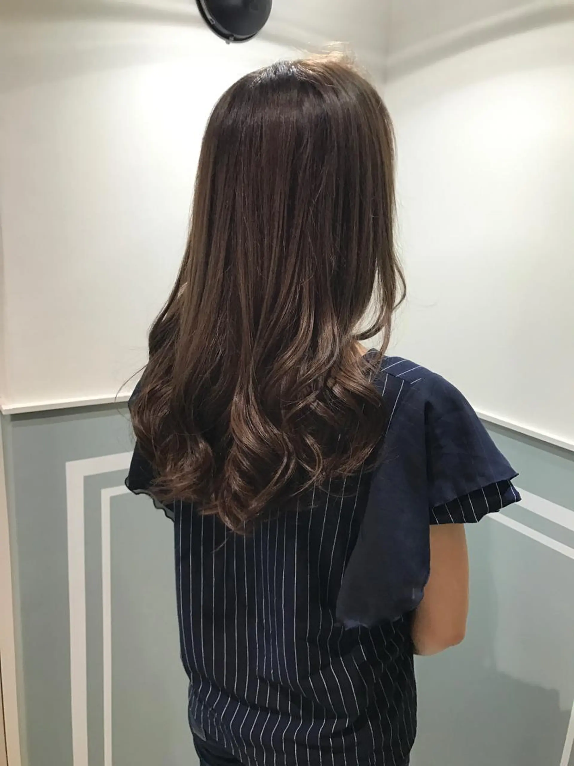 ロング カラー ヤマナカ エリカのヘアスタイル