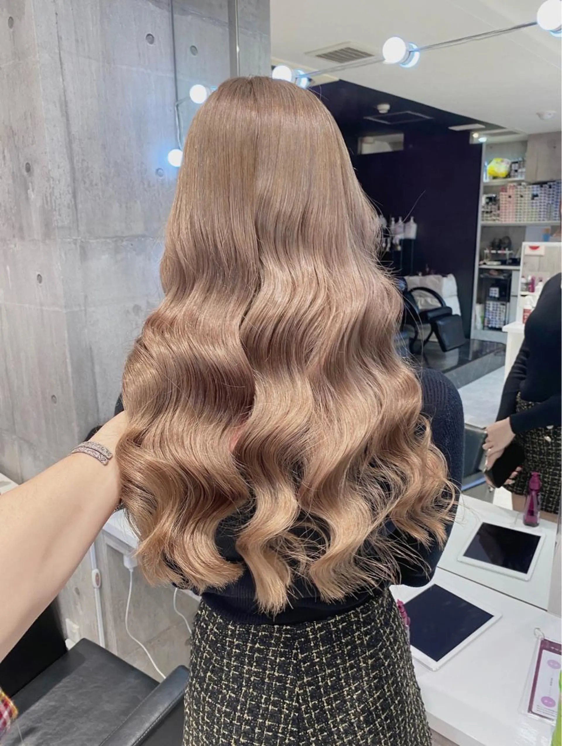 セミロング カラー カルテット高円寺所属・似合わせの達人🌈 SYU🫧のヘアスタイル