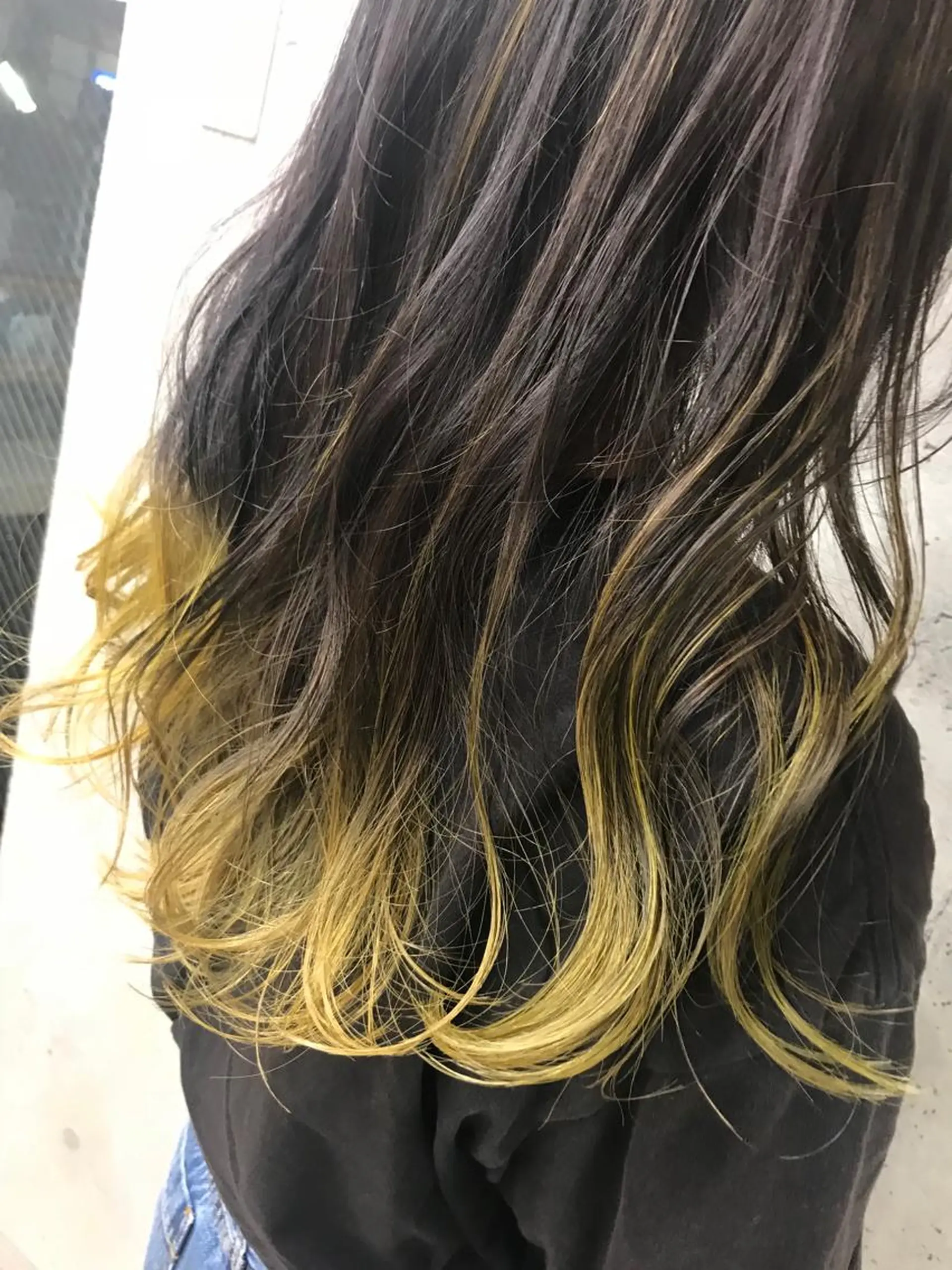 ロング カラー にった みずきのヘアスタイル
