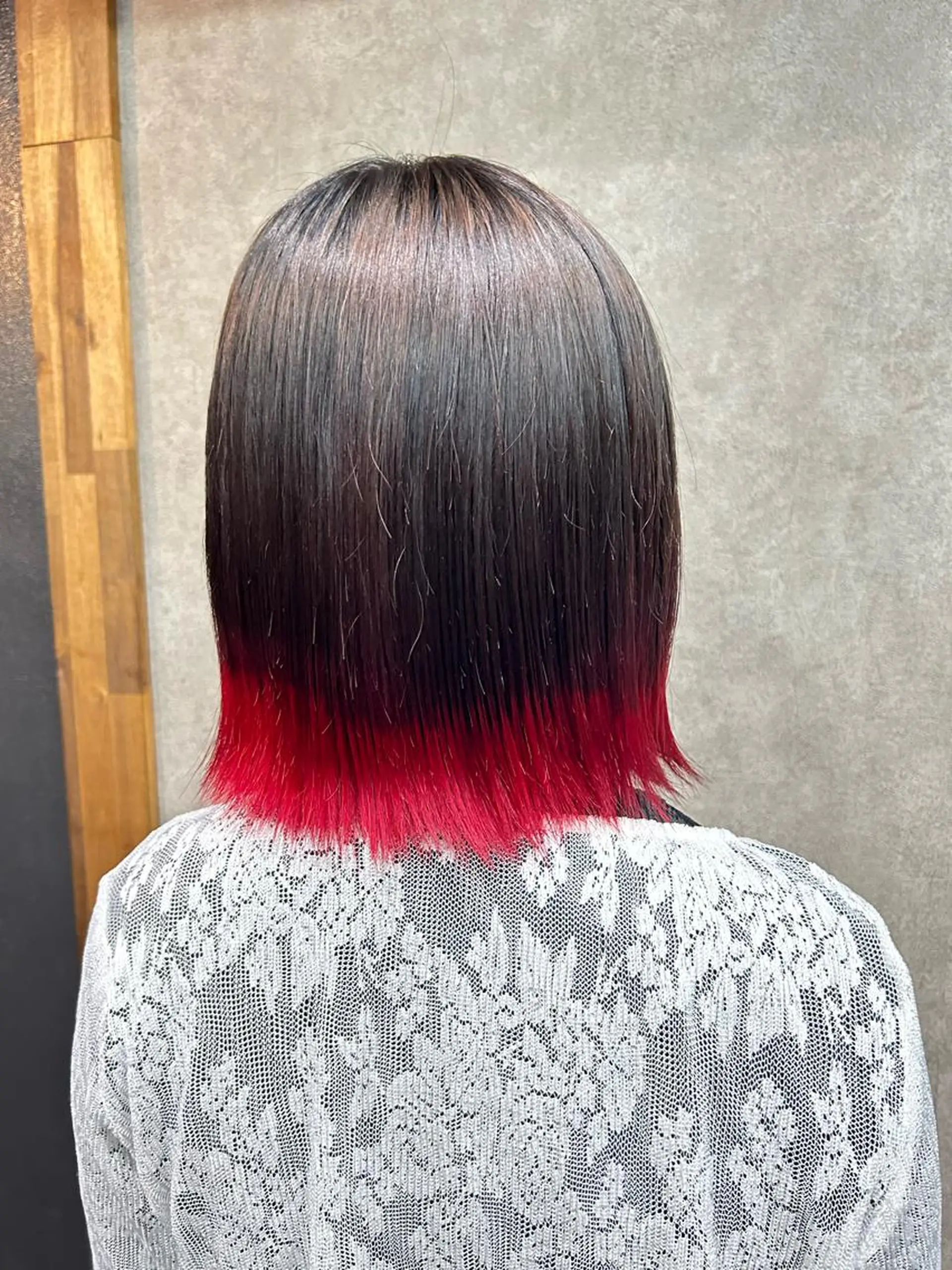 ショート カラー ヘアアレンジ 荒木 真衣のヘアスタイル