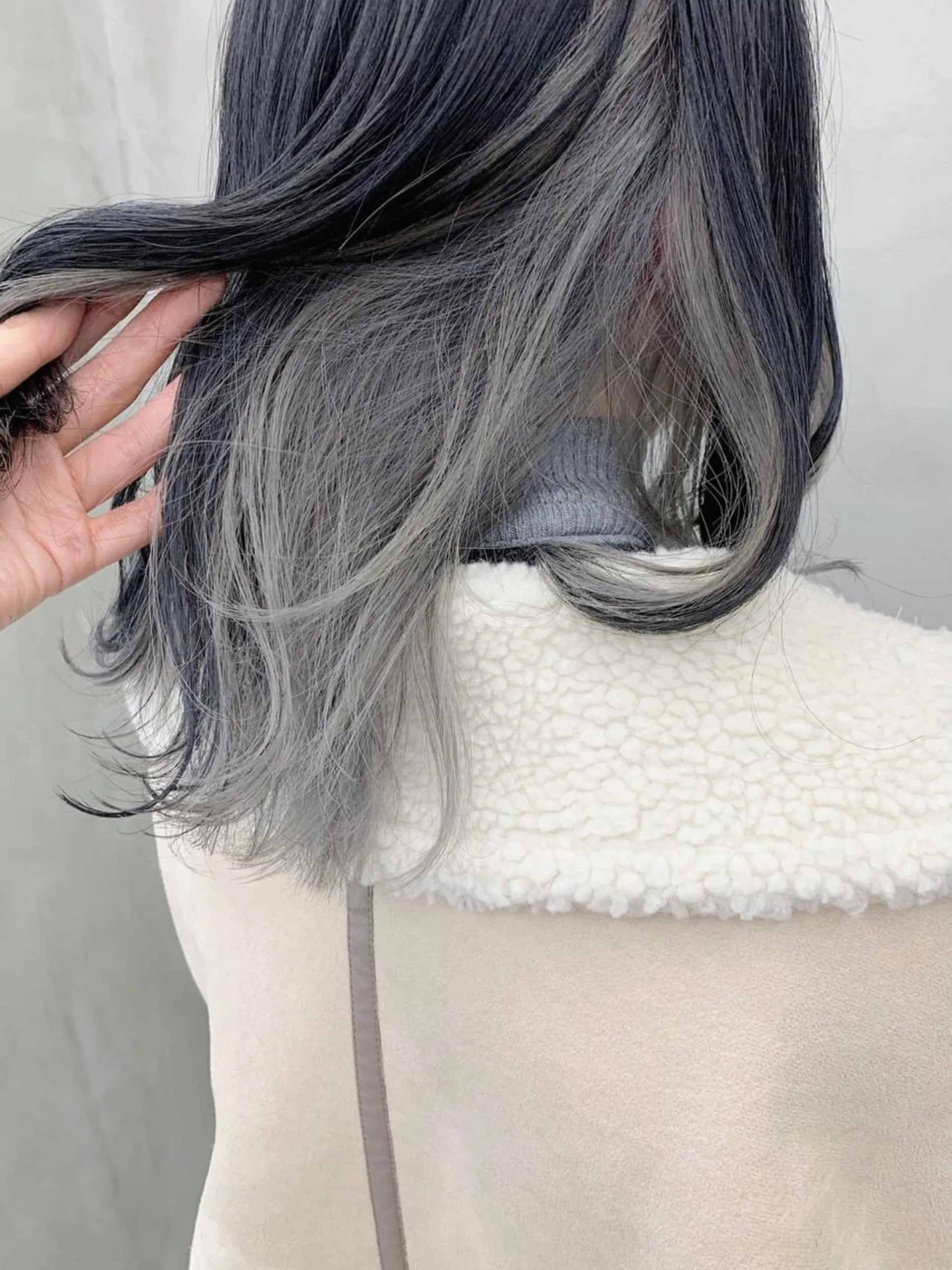 ミディアム カラー ブームボックス所属・🐝ハイトーンカラー hachi🐝のヘアスタイル