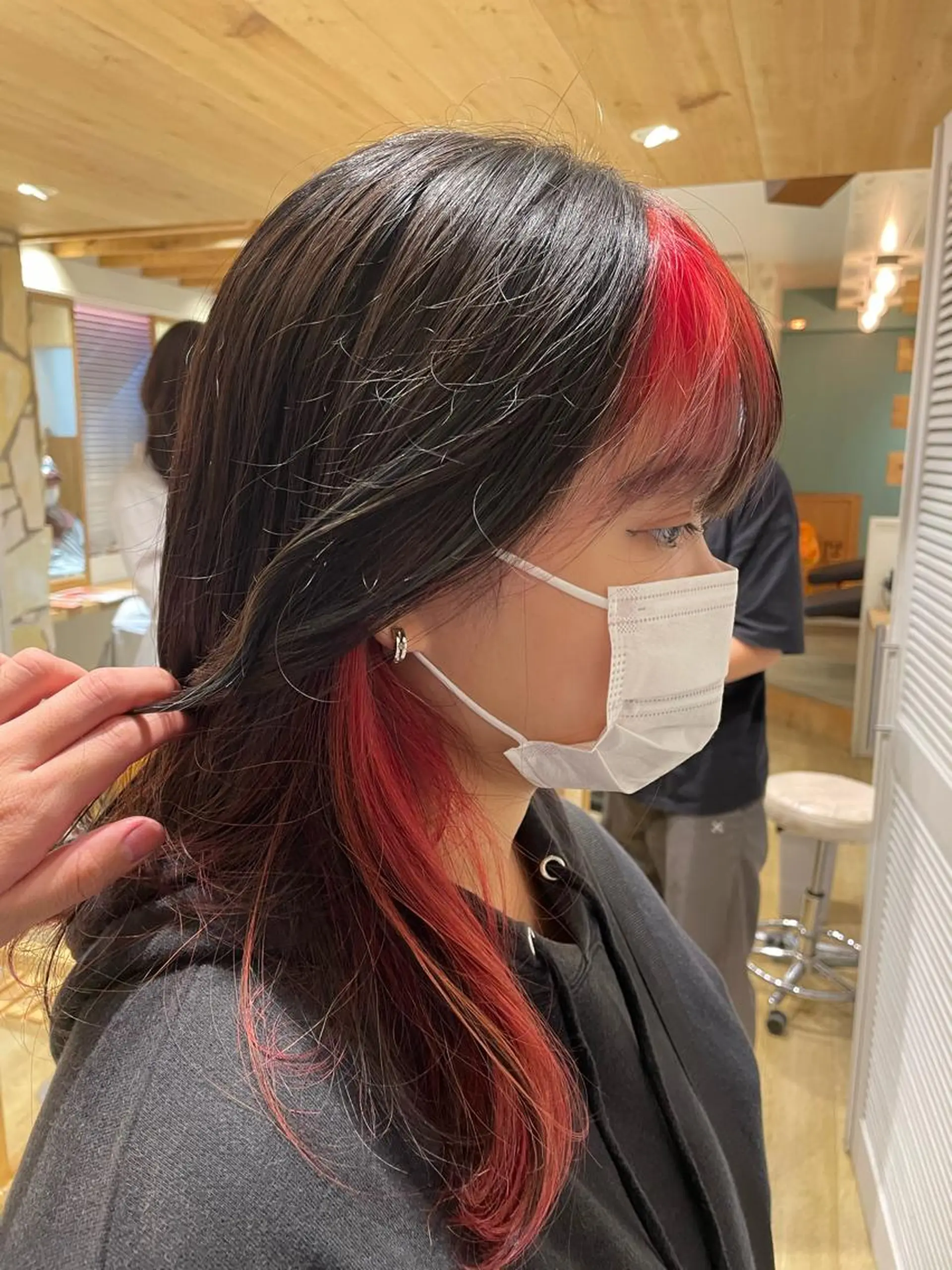ロング カラー パーマ ヘアアレンジ メンズ キッズ ネイル マツエク・マツパ アイブロウ メンズバレイヤージュ メンズブリーチ メンズハイライト メンズインナーカラー バレイヤージュ 新宿　副店長 新井彩斗のヘアスタイル