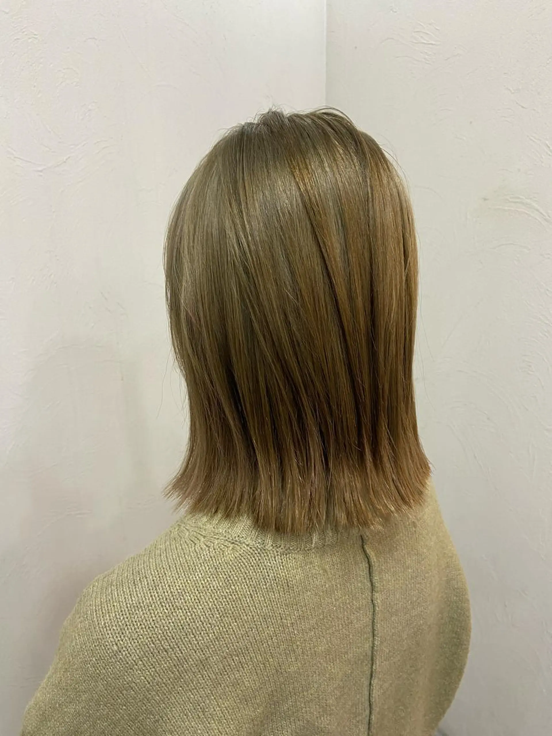 ミディアム 【今だけブリーチ 限定価格💕】すみのヘアスタイル