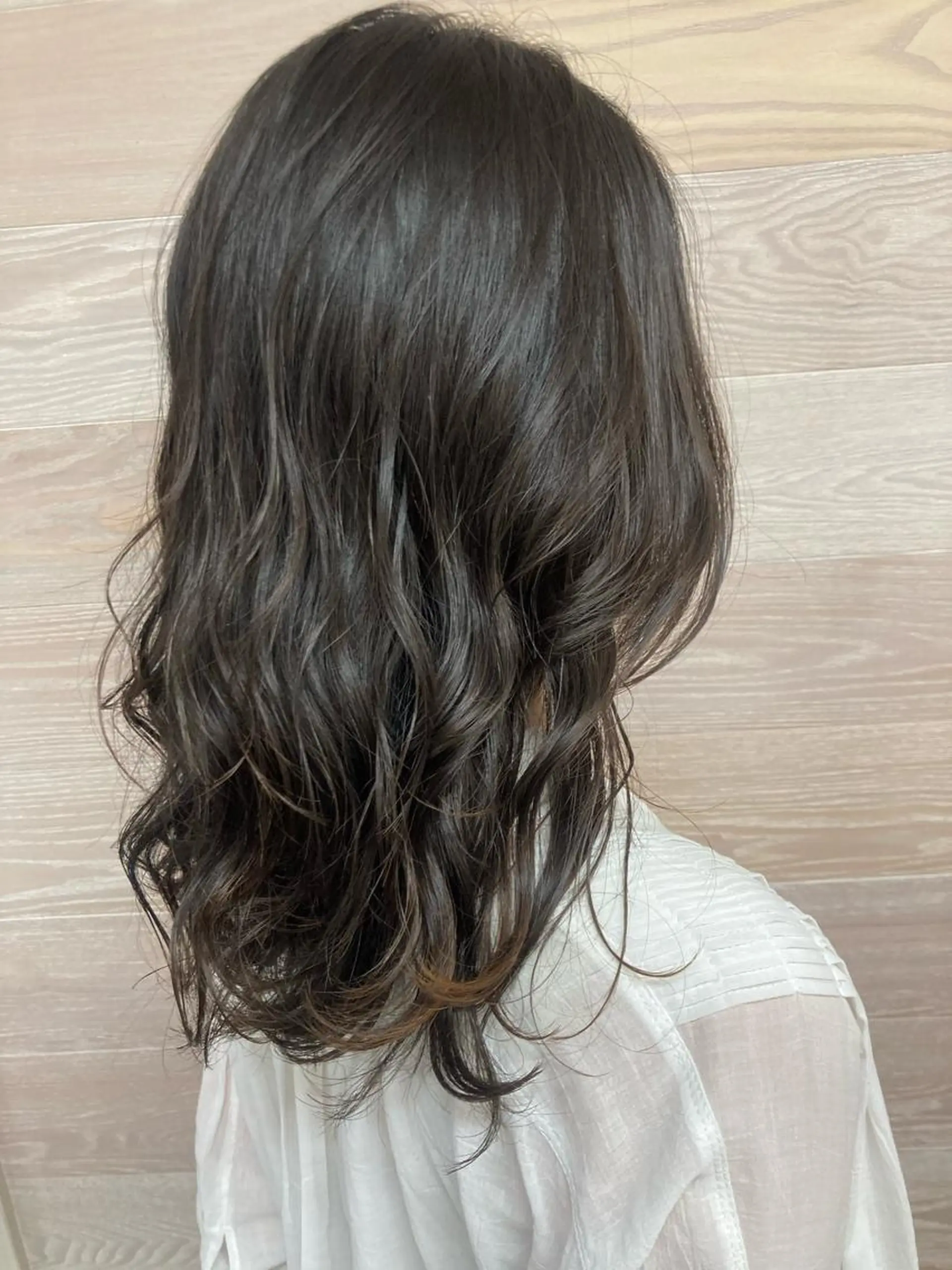 ロング レイヤーカット 透明感カラー☆ 中村隆寛のヘアスタイル